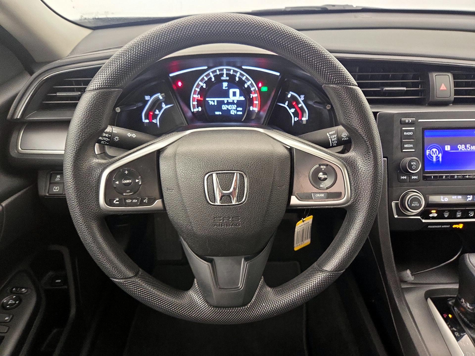 Thumbnail: 2017 Honda Civic - 10