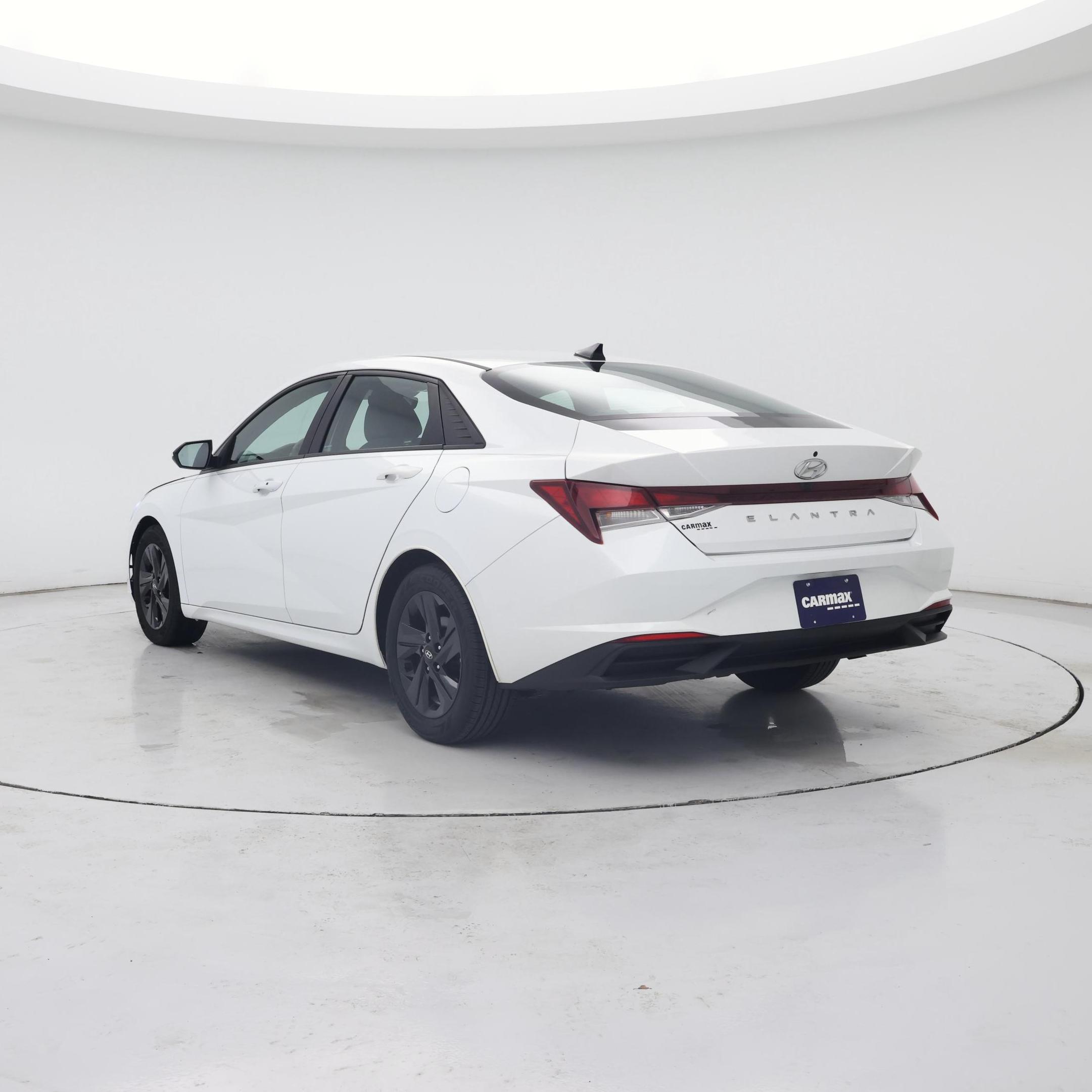 Thumbnail: 2021 Hyundai Elantra - 2