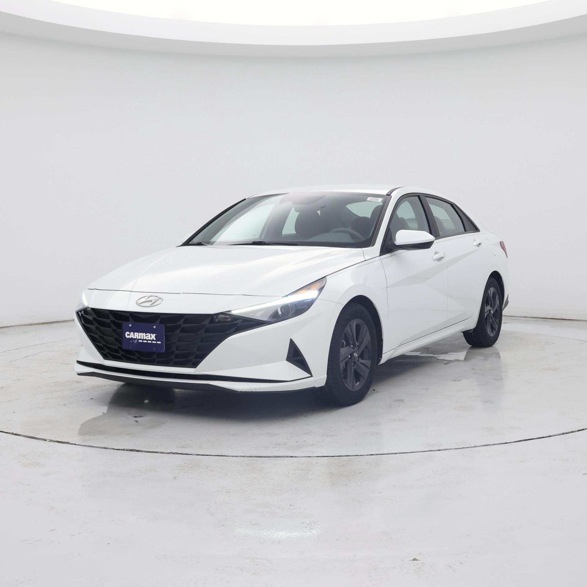 Thumbnail: 2021 Hyundai Elantra - 4