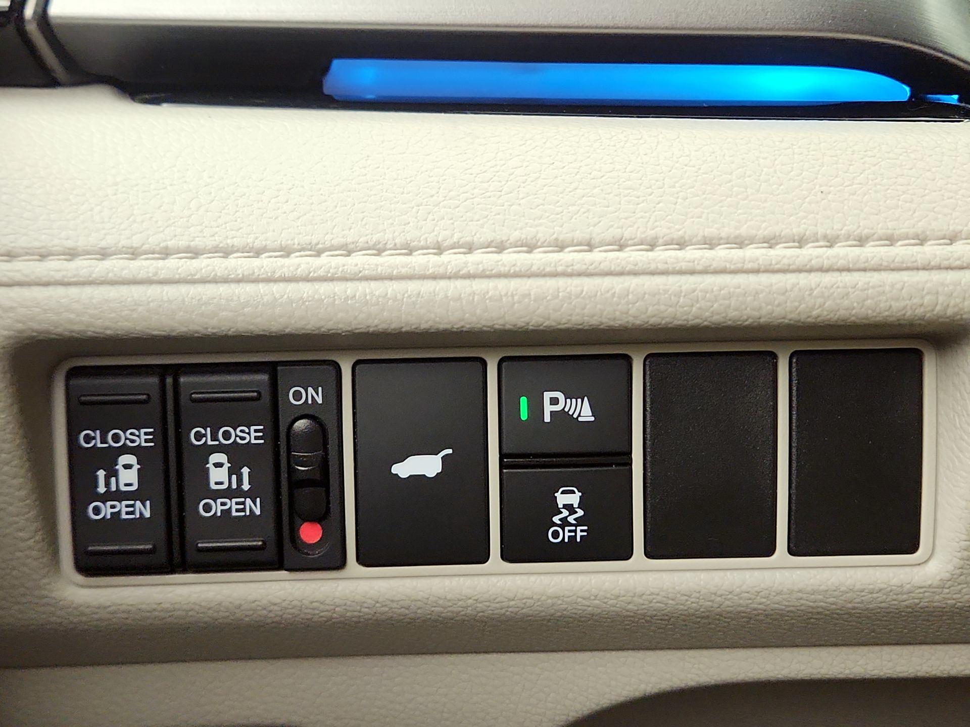 Thumbnail: 2025 Honda Odyssey - 13