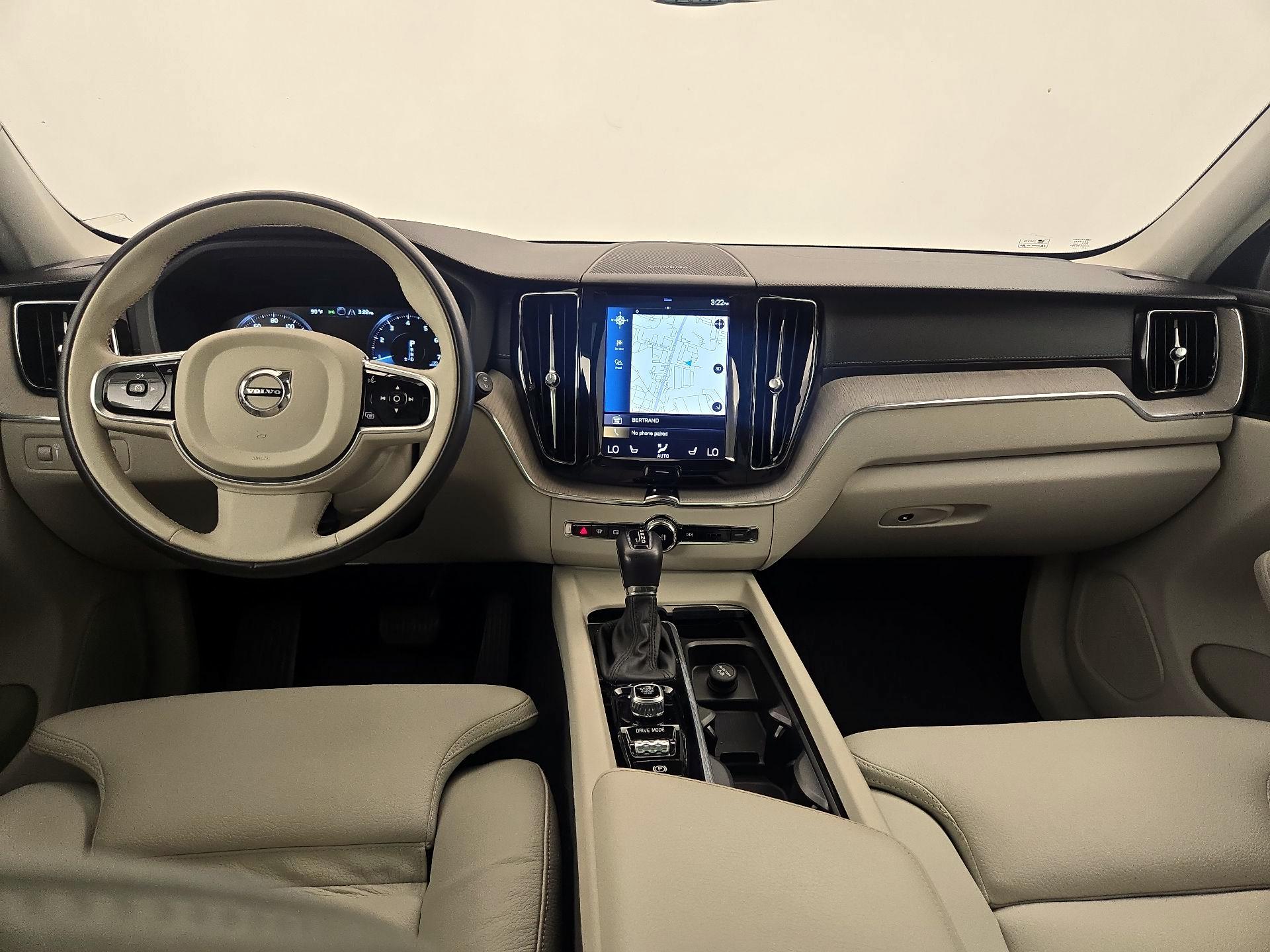 Thumbnail: 2020 Volvo XC60 - 9