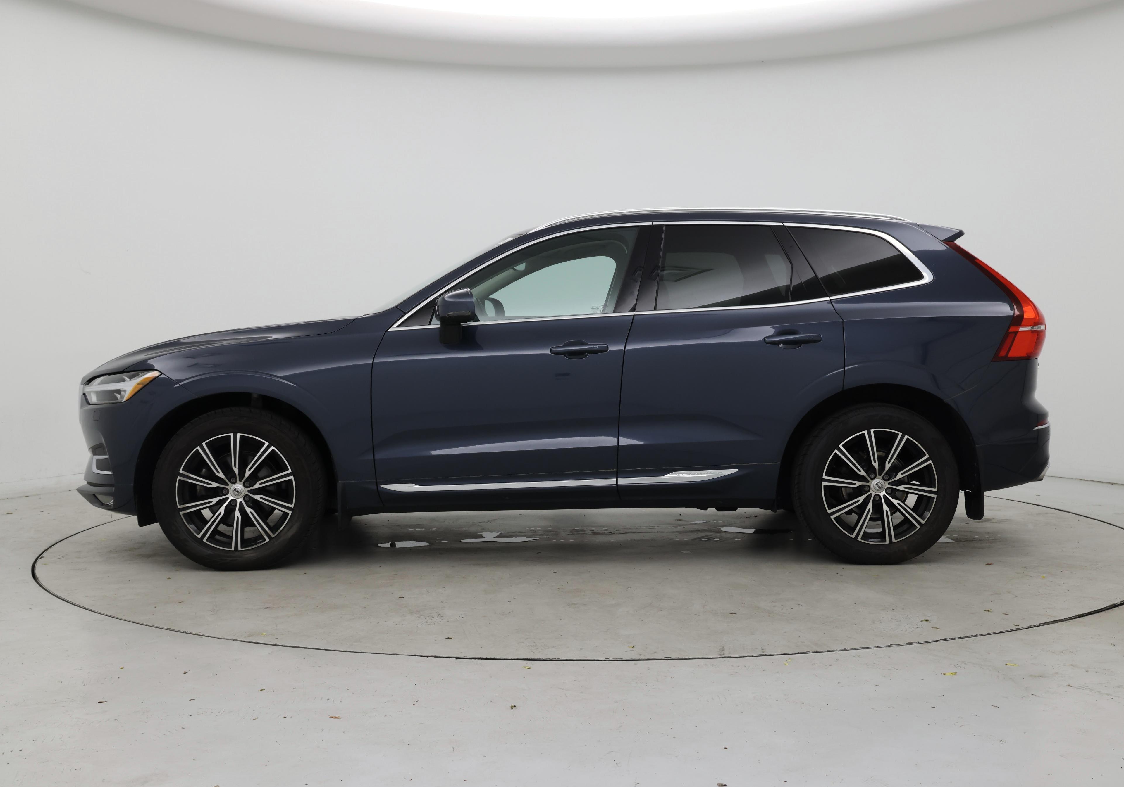 Thumbnail: 2020 Volvo XC60 - 3