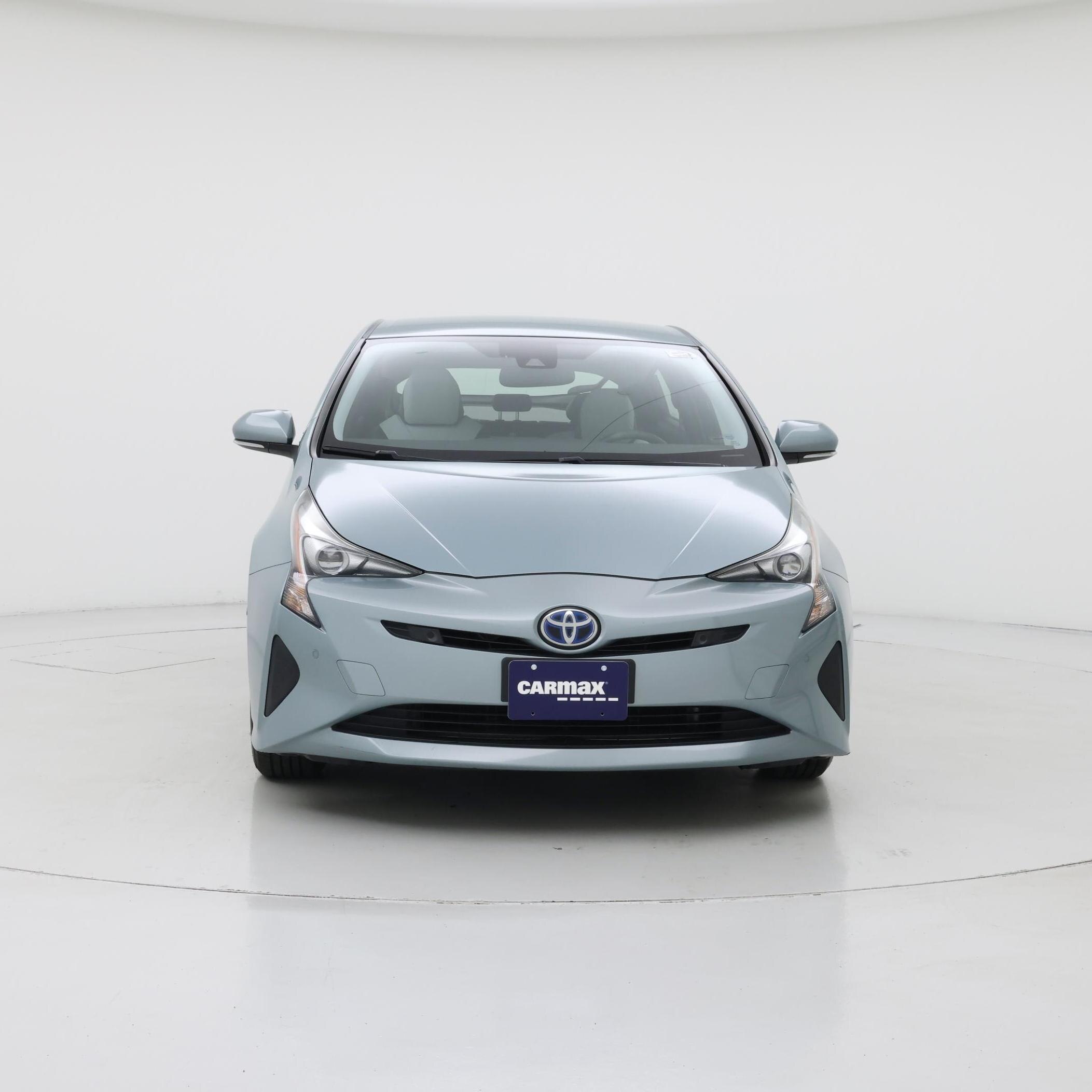 Thumbnail: 2018 Toyota Prius - 5