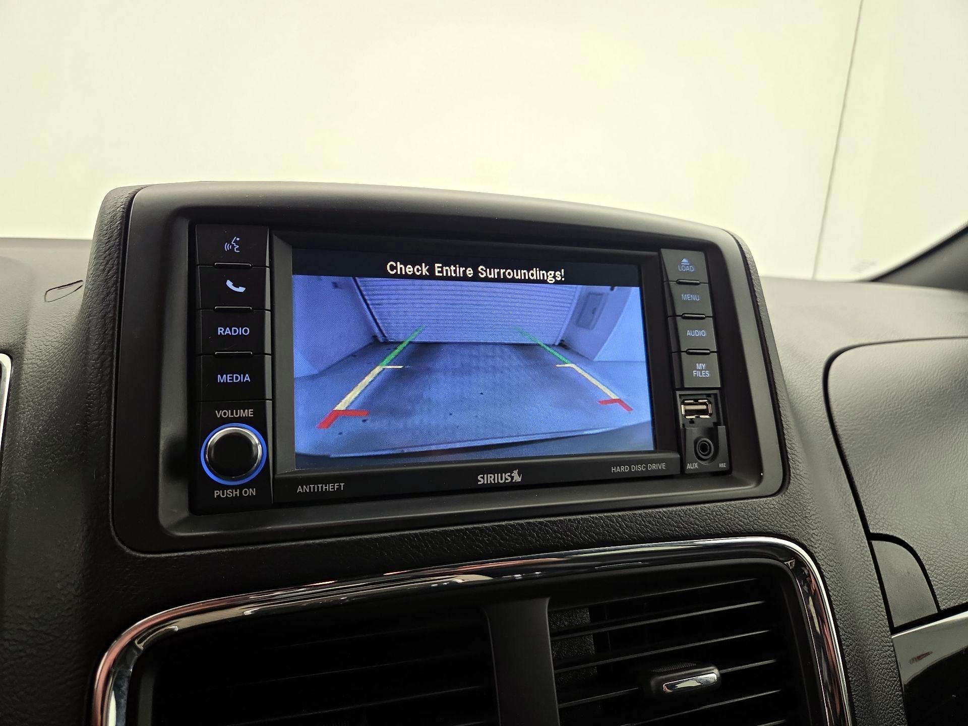 Thumbnail: 2019 Dodge Grand Caravan - 14