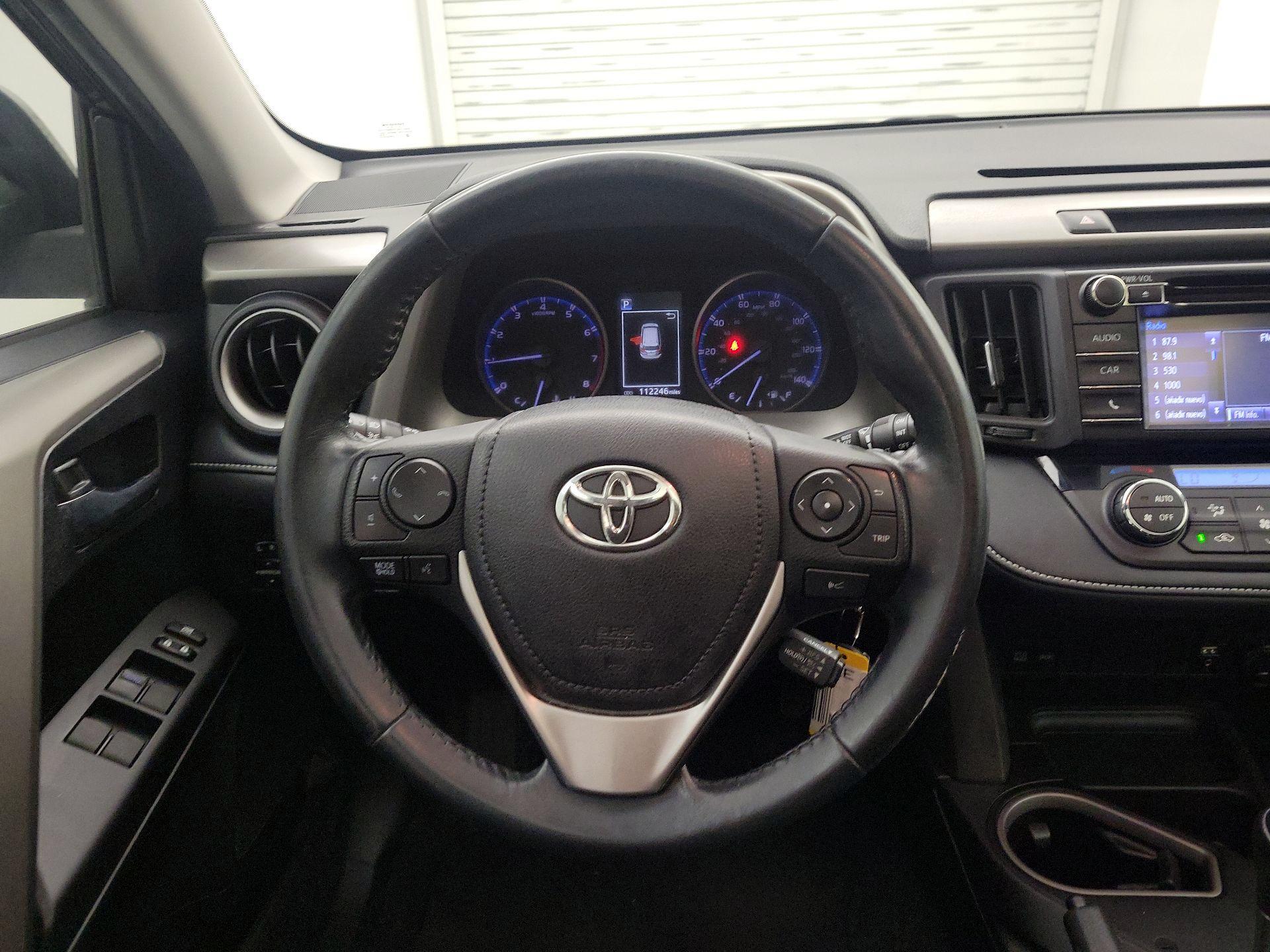 Thumbnail: 2018 Toyota RAV4 - 10