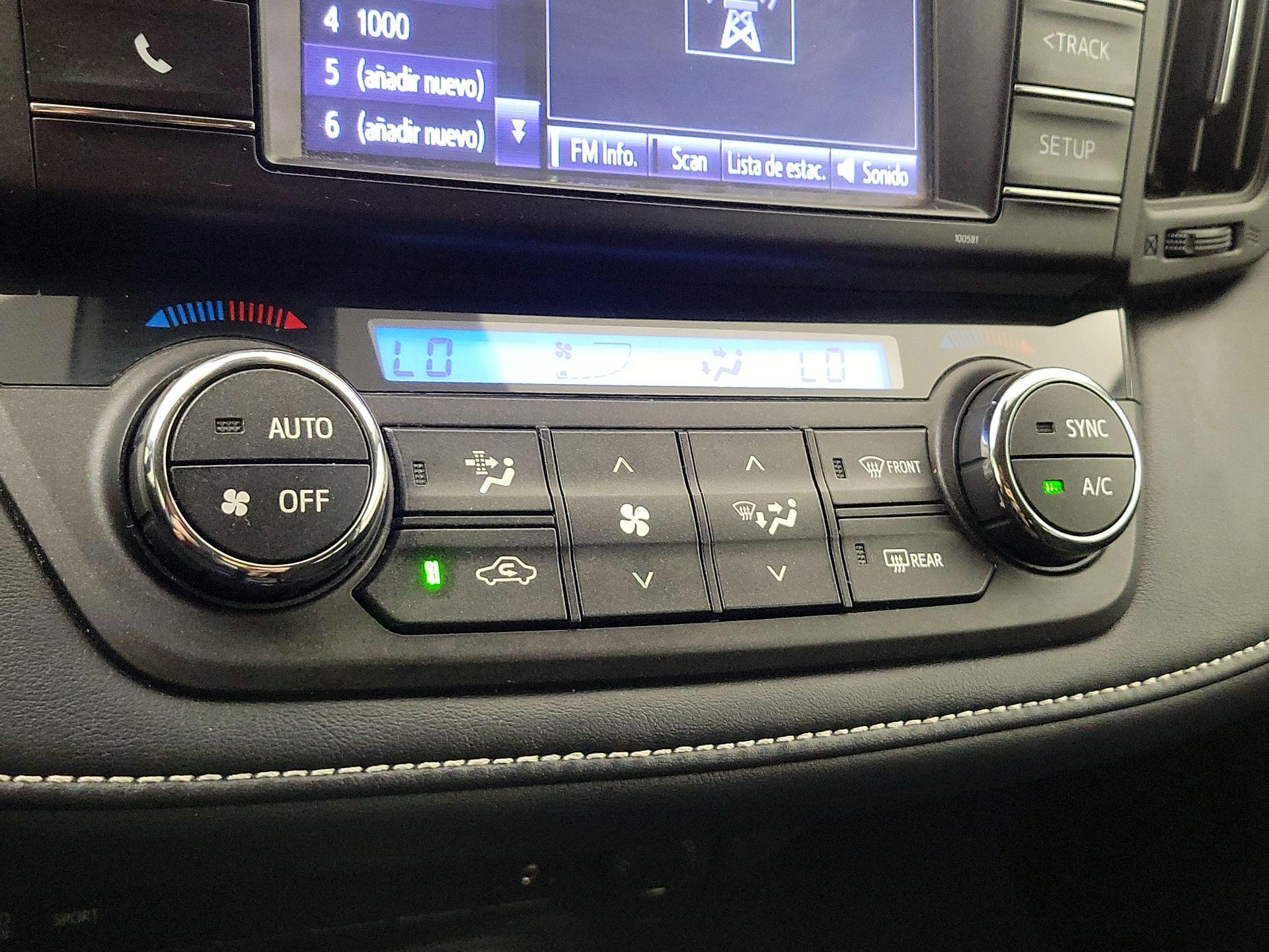 Thumbnail: 2018 Toyota RAV4 - 16