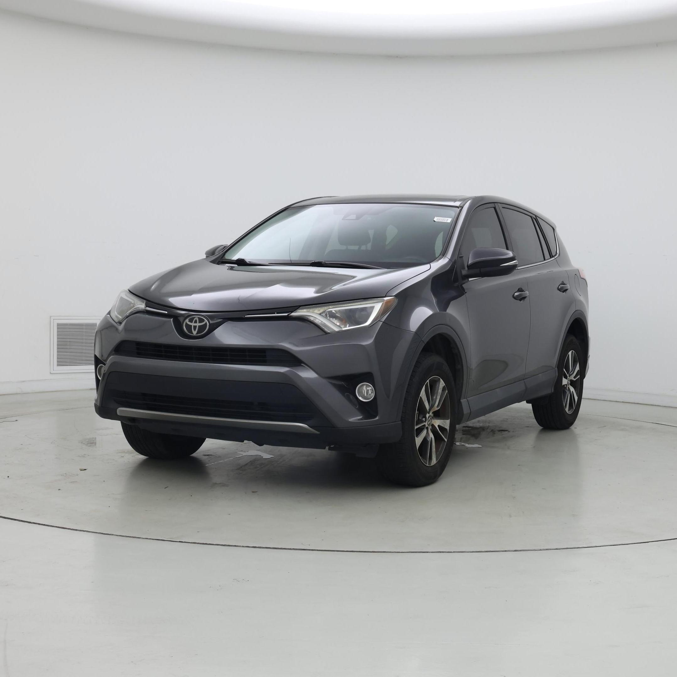 Thumbnail: 2018 Toyota RAV4 - 4