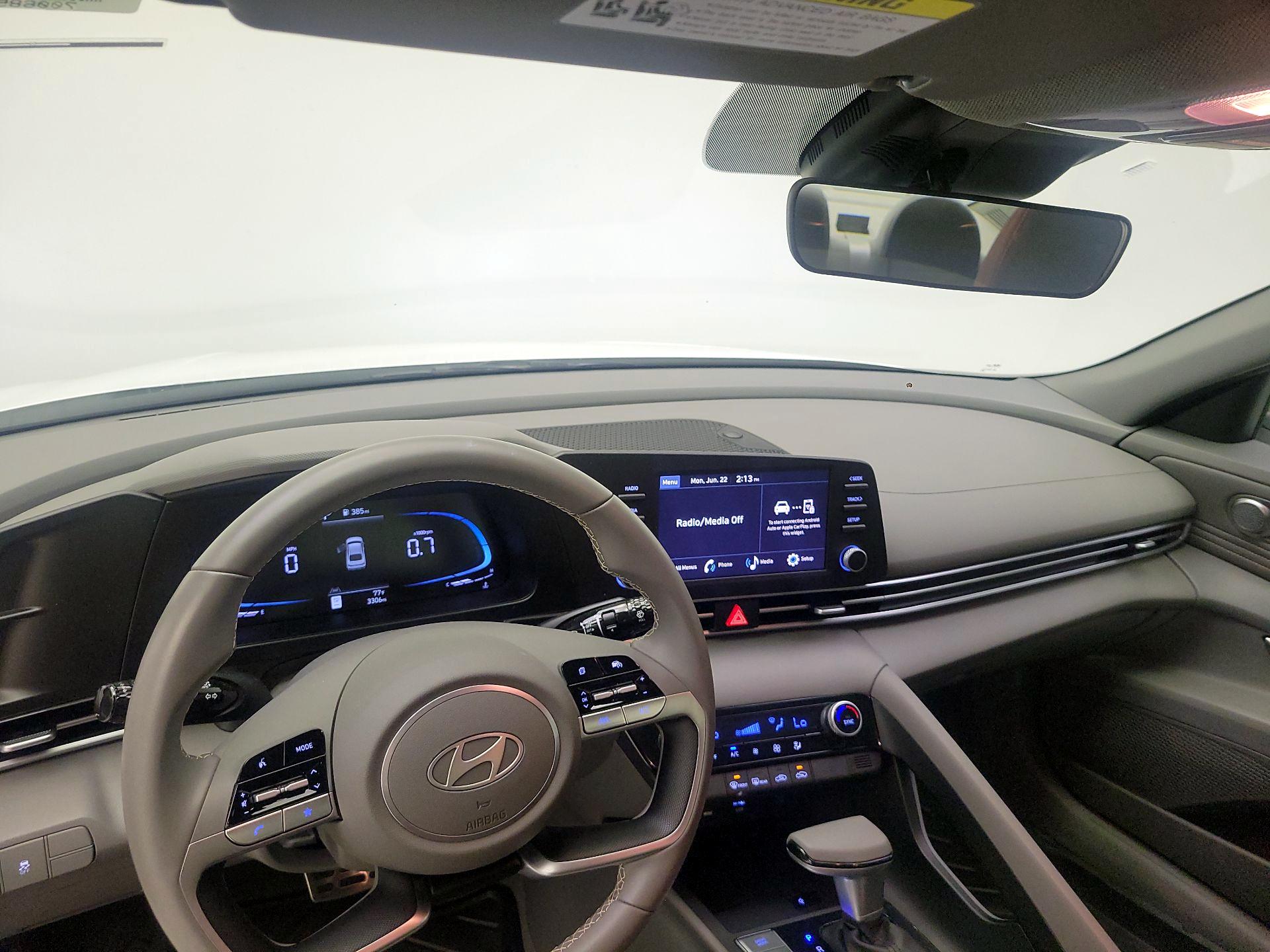 Thumbnail: 2025 Hyundai Elantra - 9