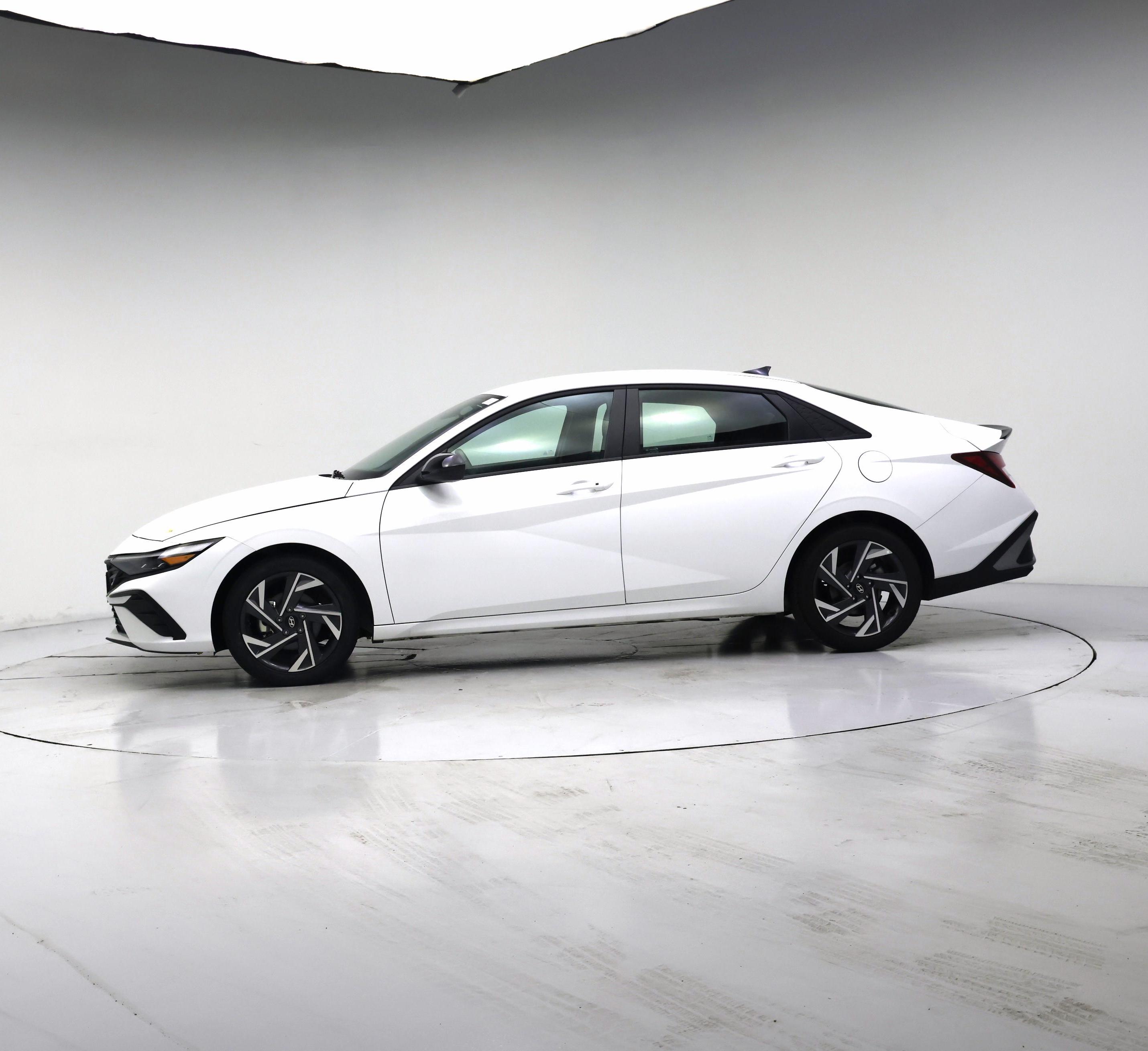 Thumbnail: 2025 Hyundai Elantra - 3