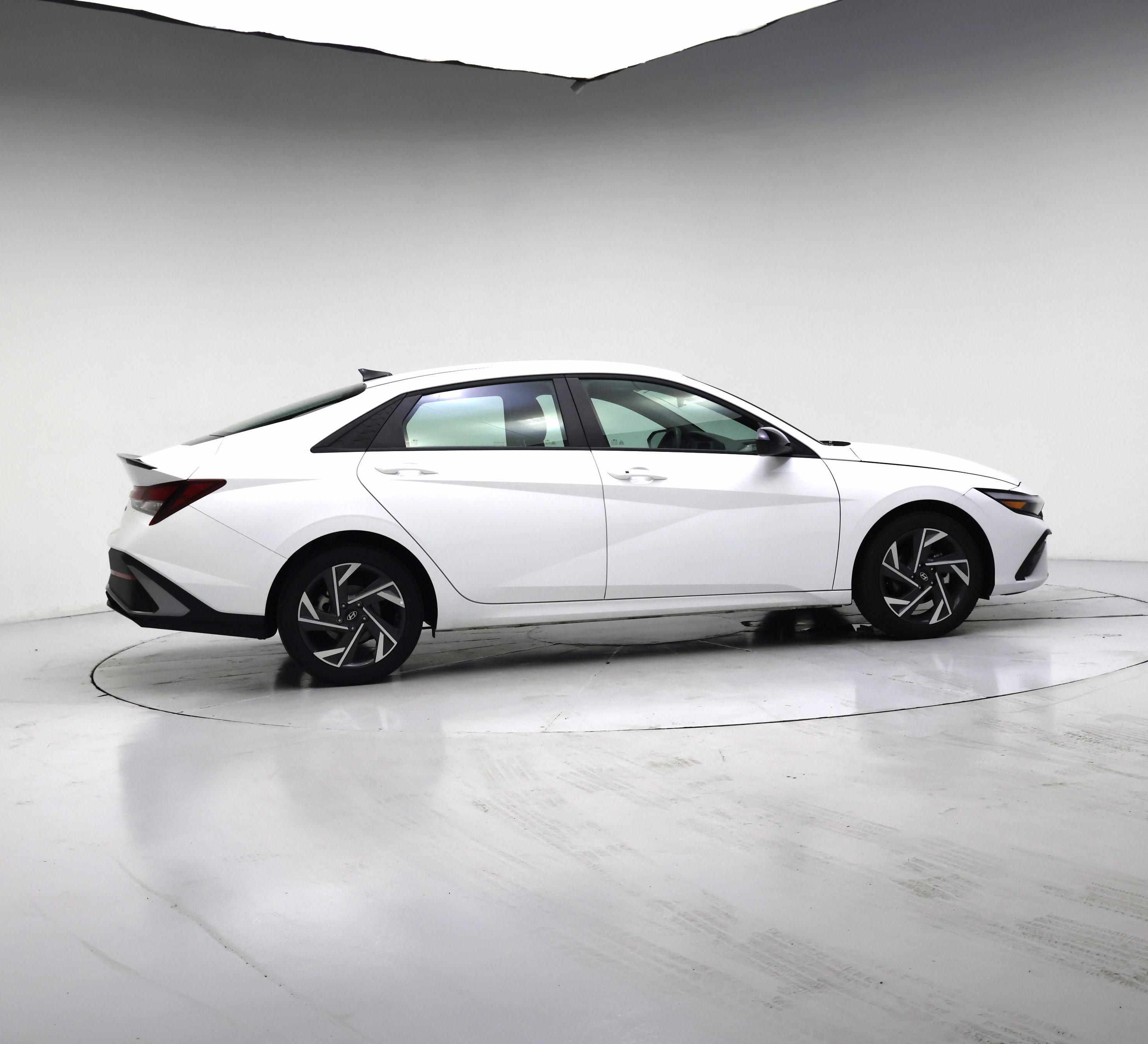 Thumbnail: 2025 Hyundai Elantra - 7