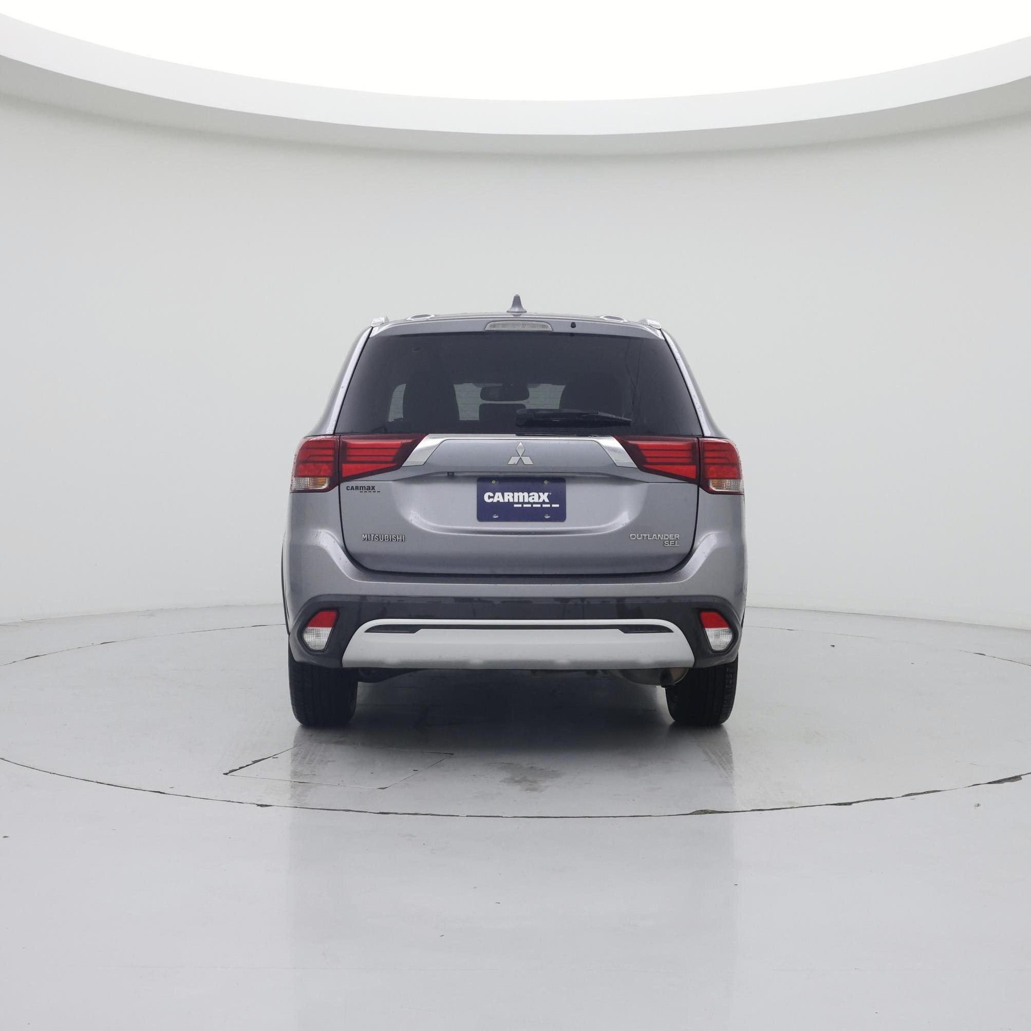 Thumbnail: 2019 Mitsubishi Outlander - 6