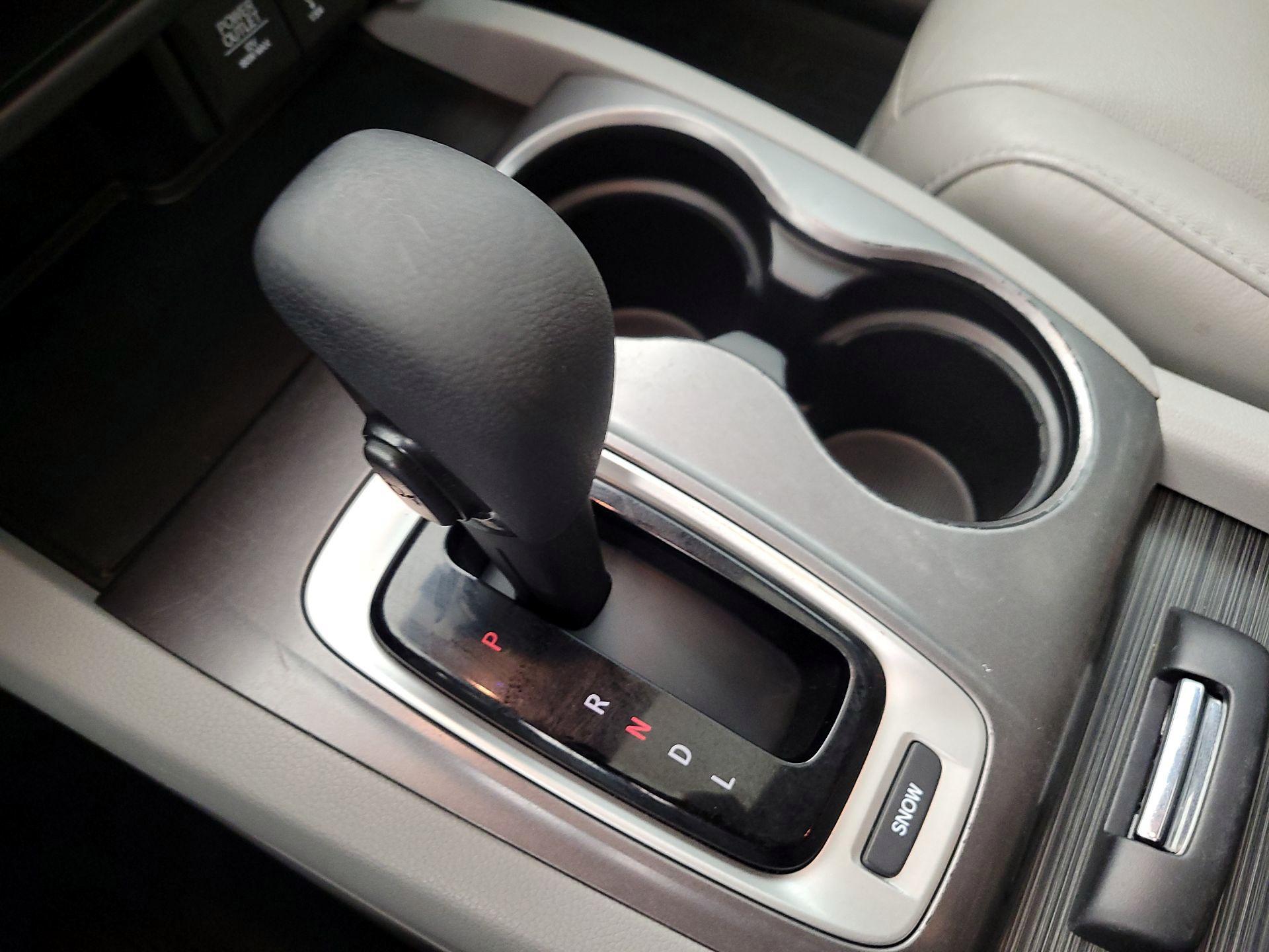 Thumbnail: 2018 Honda Pilot - 17