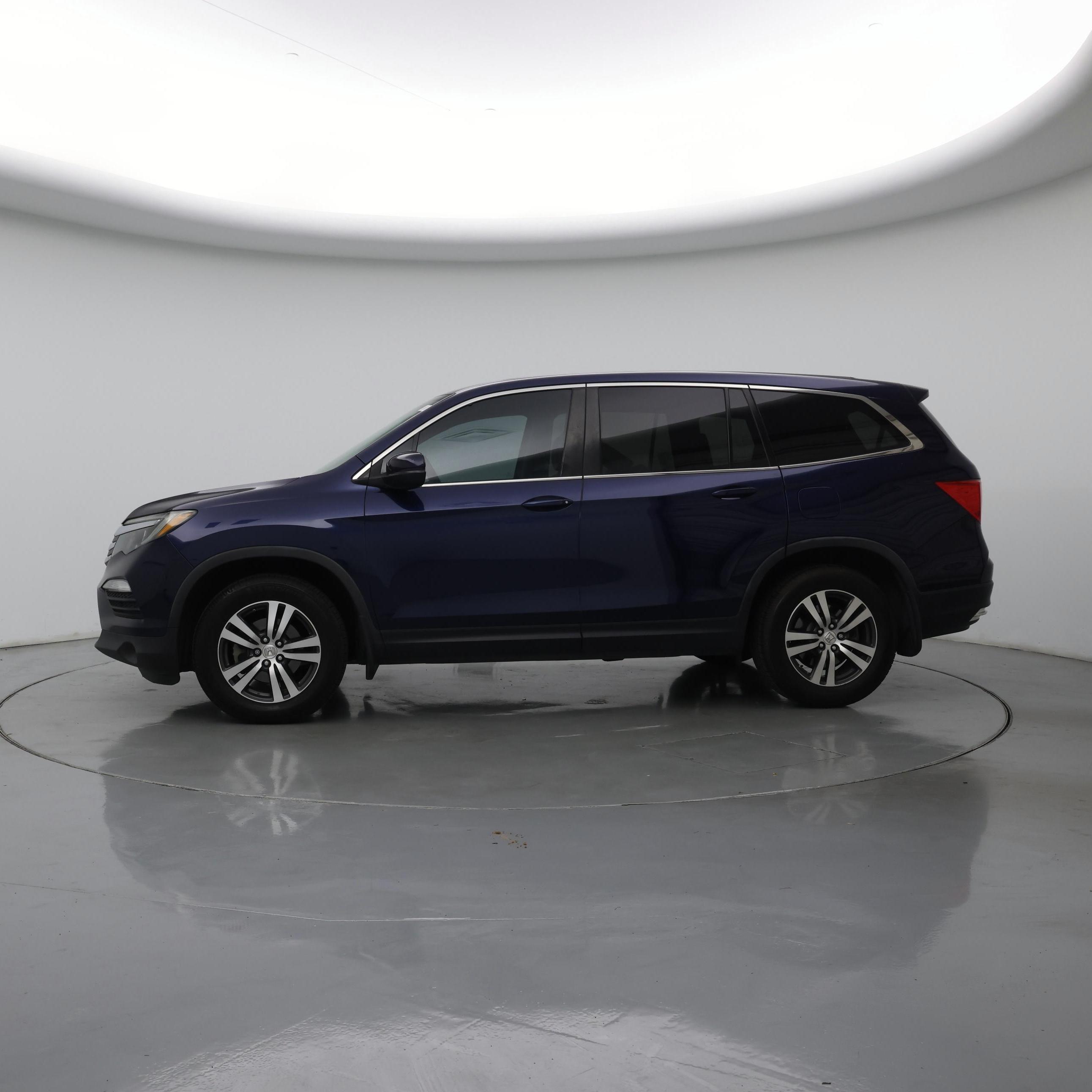 Thumbnail: 2018 Honda Pilot - 3