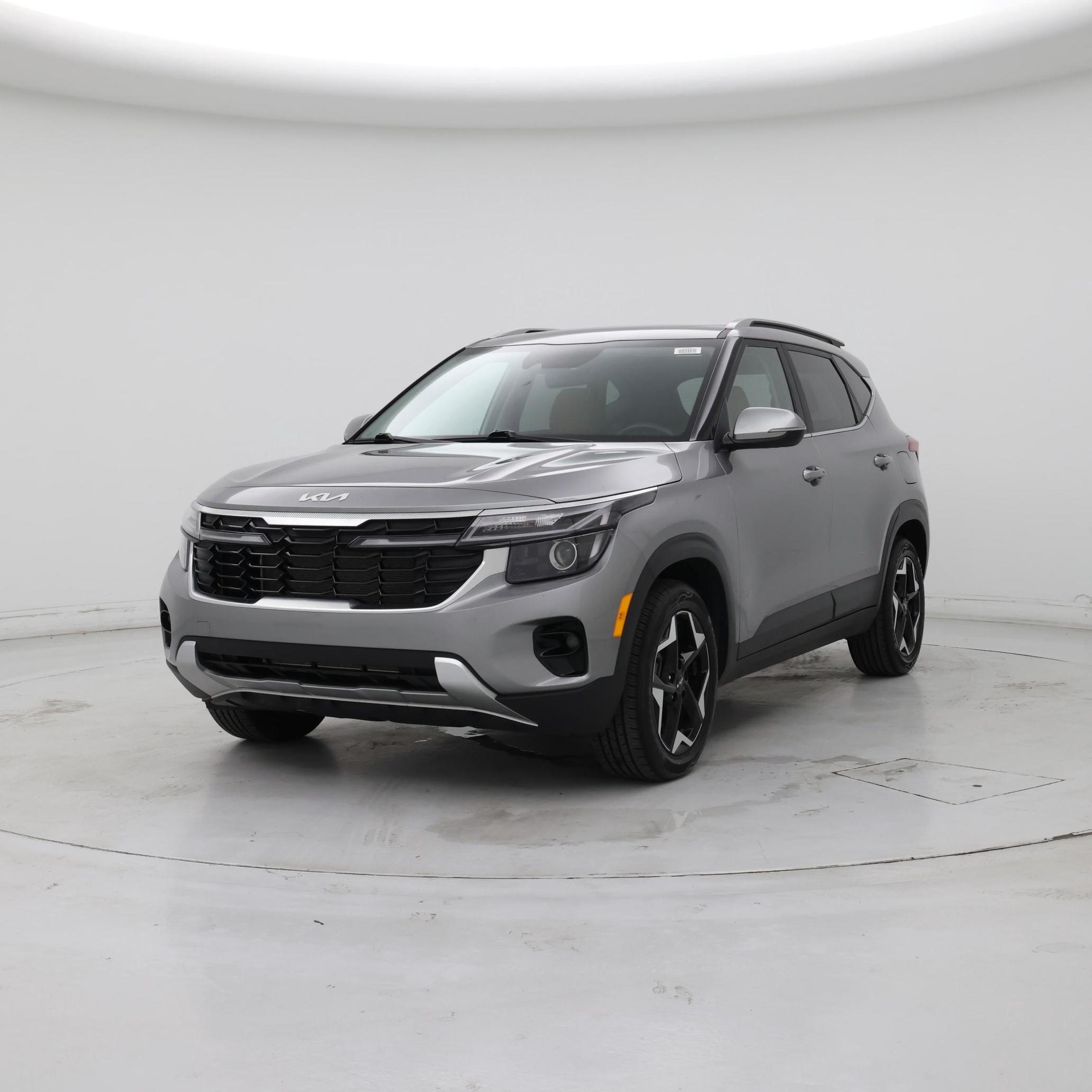 Thumbnail: 2024 Kia Seltos - 4