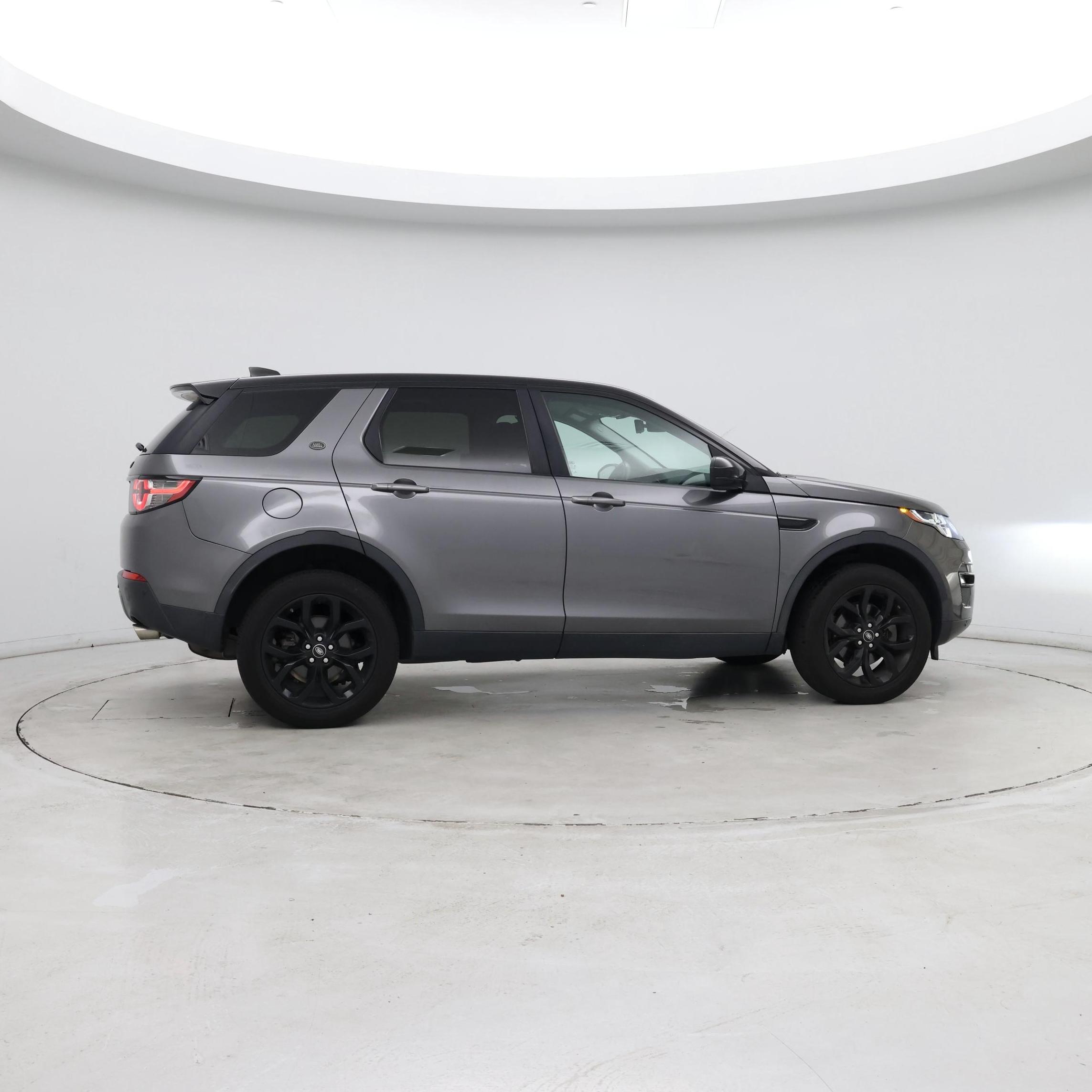 Thumbnail: 2018 Land Rover Discovery Sport - 8