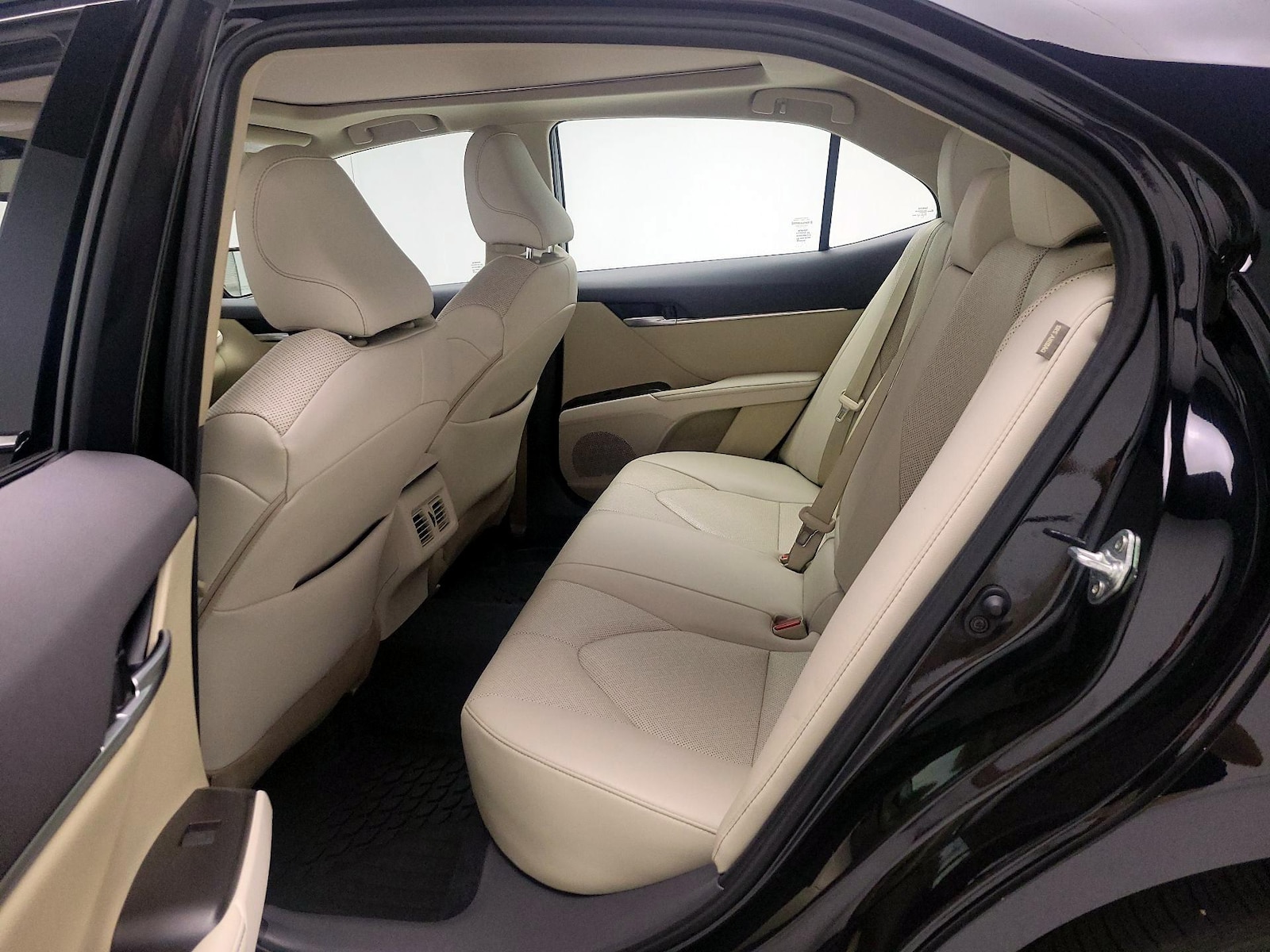 2024 Toyota Camry XLE - Photo 20
