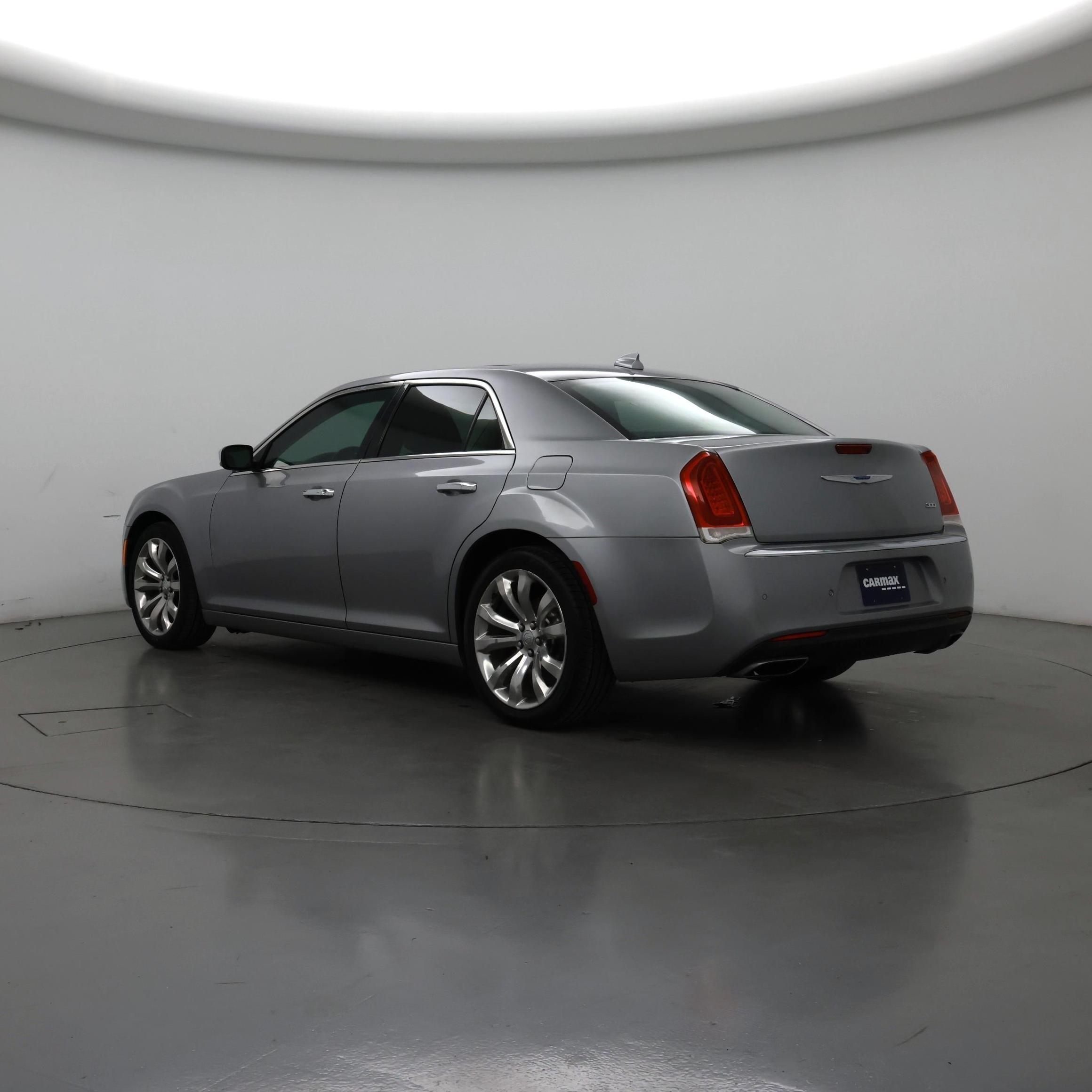 Thumbnail: 2018 Chrysler 300 - 2