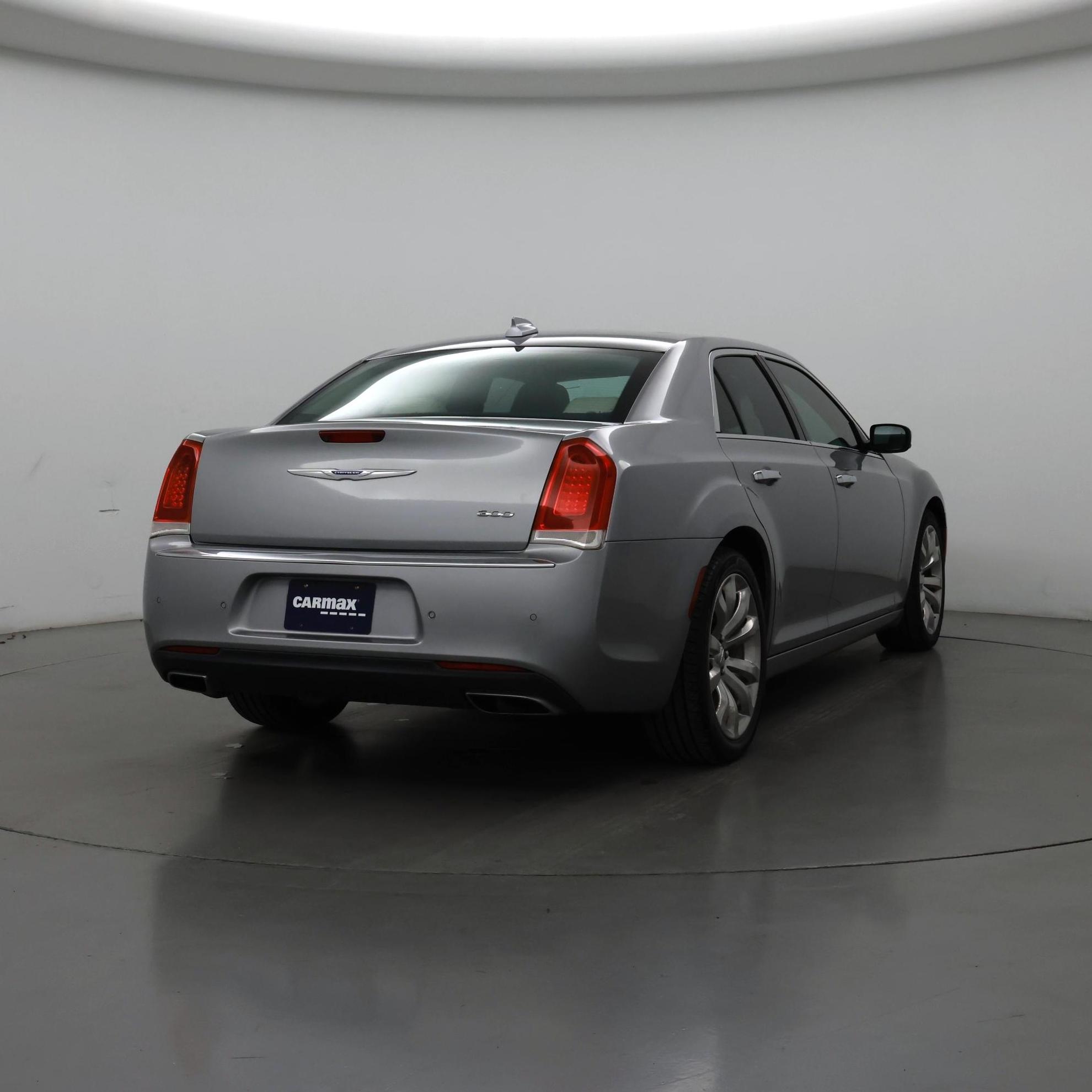 Thumbnail: 2018 Chrysler 300 - 8
