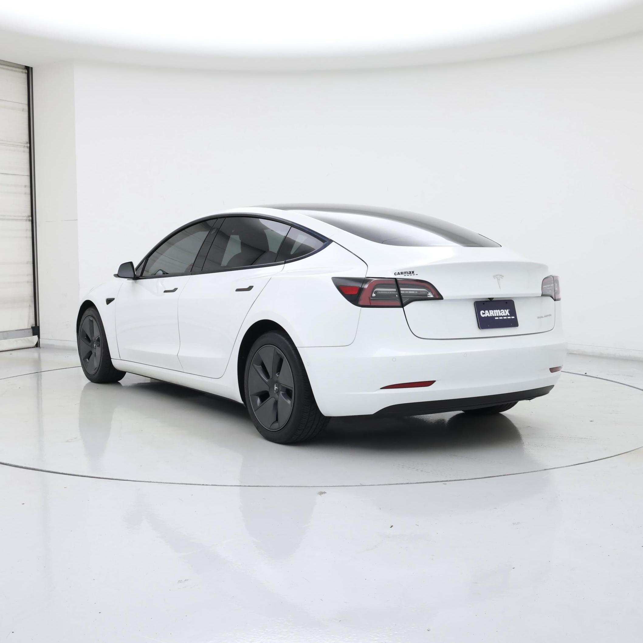 Thumbnail: 2021 Tesla Model 3 - 2
