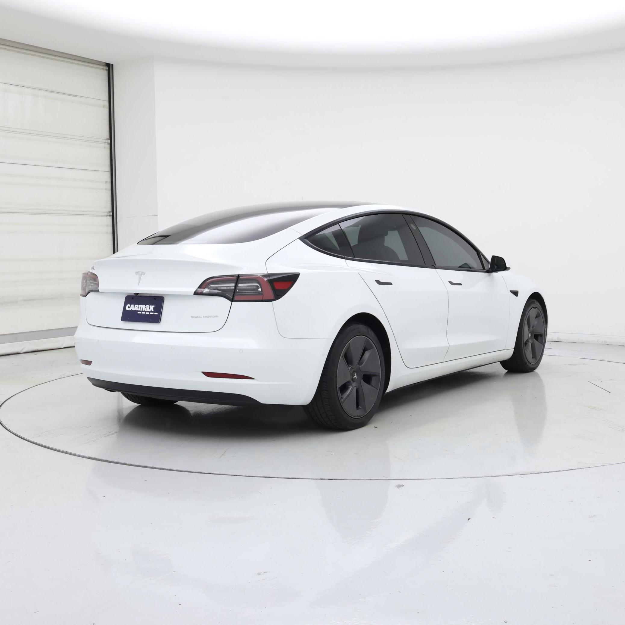 Thumbnail: 2021 Tesla Model 3 - 8