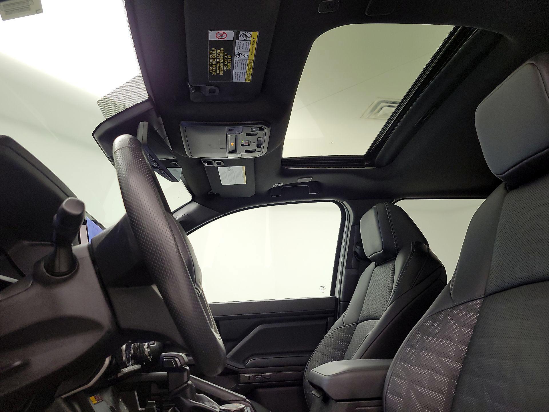 Thumbnail: 2024 Toyota Tacoma - 19