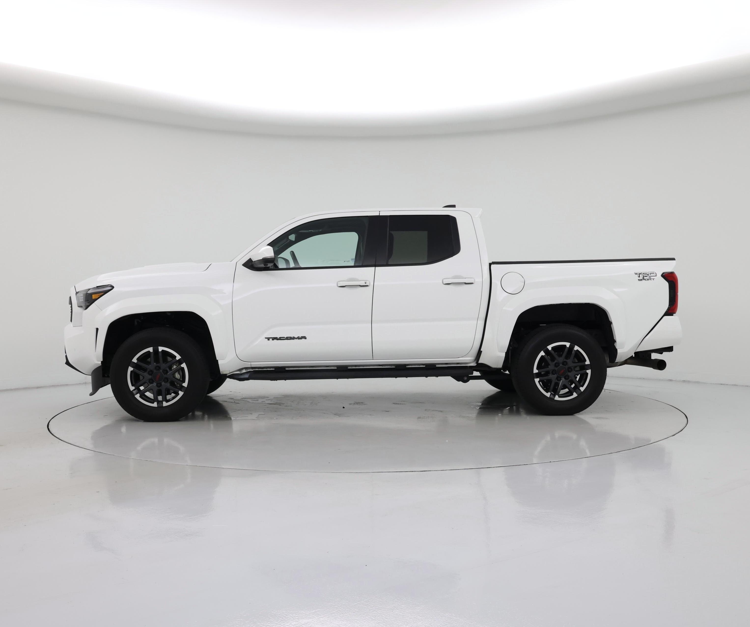 Thumbnail: 2024 Toyota Tacoma - 3