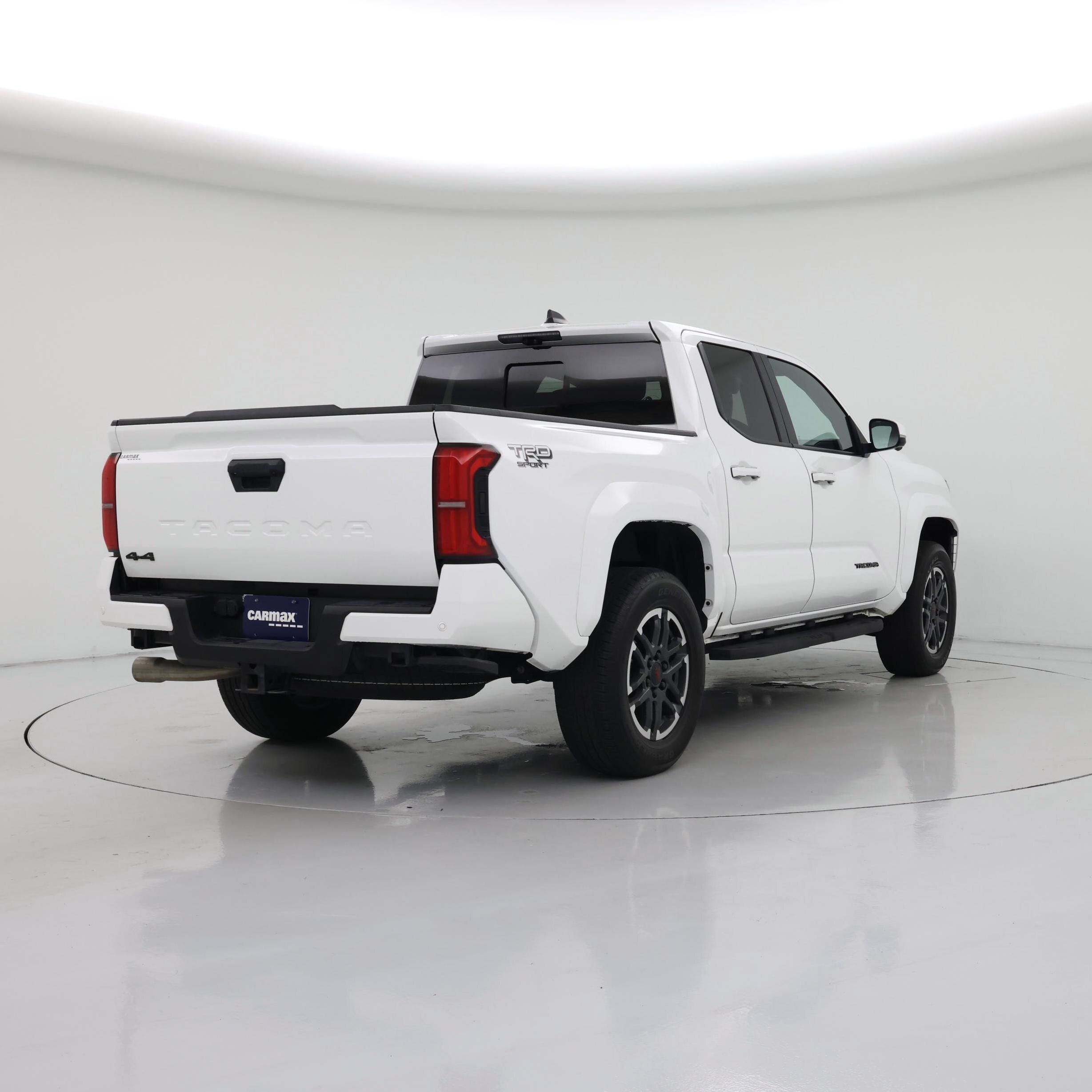 Thumbnail: 2024 Toyota Tacoma - 8
