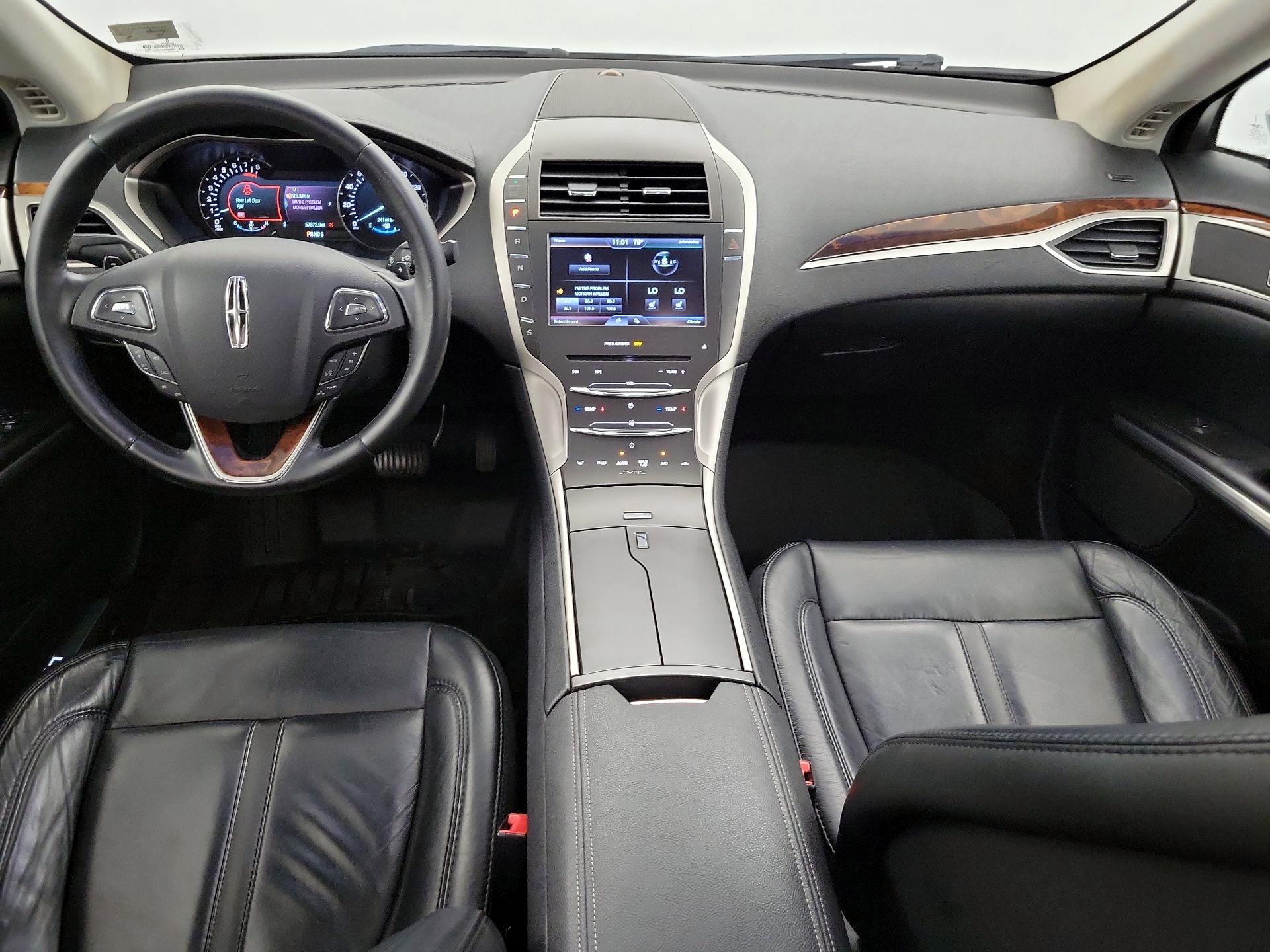 Thumbnail: 2016 Lincoln MKZ - 9
