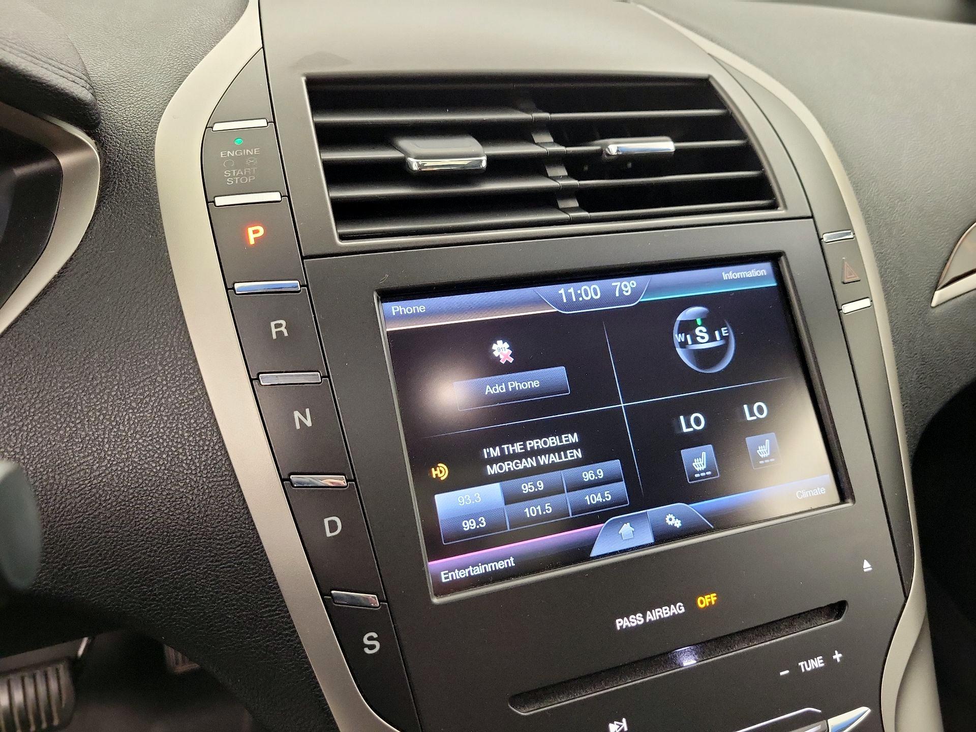 Thumbnail: 2016 Lincoln MKZ - 17