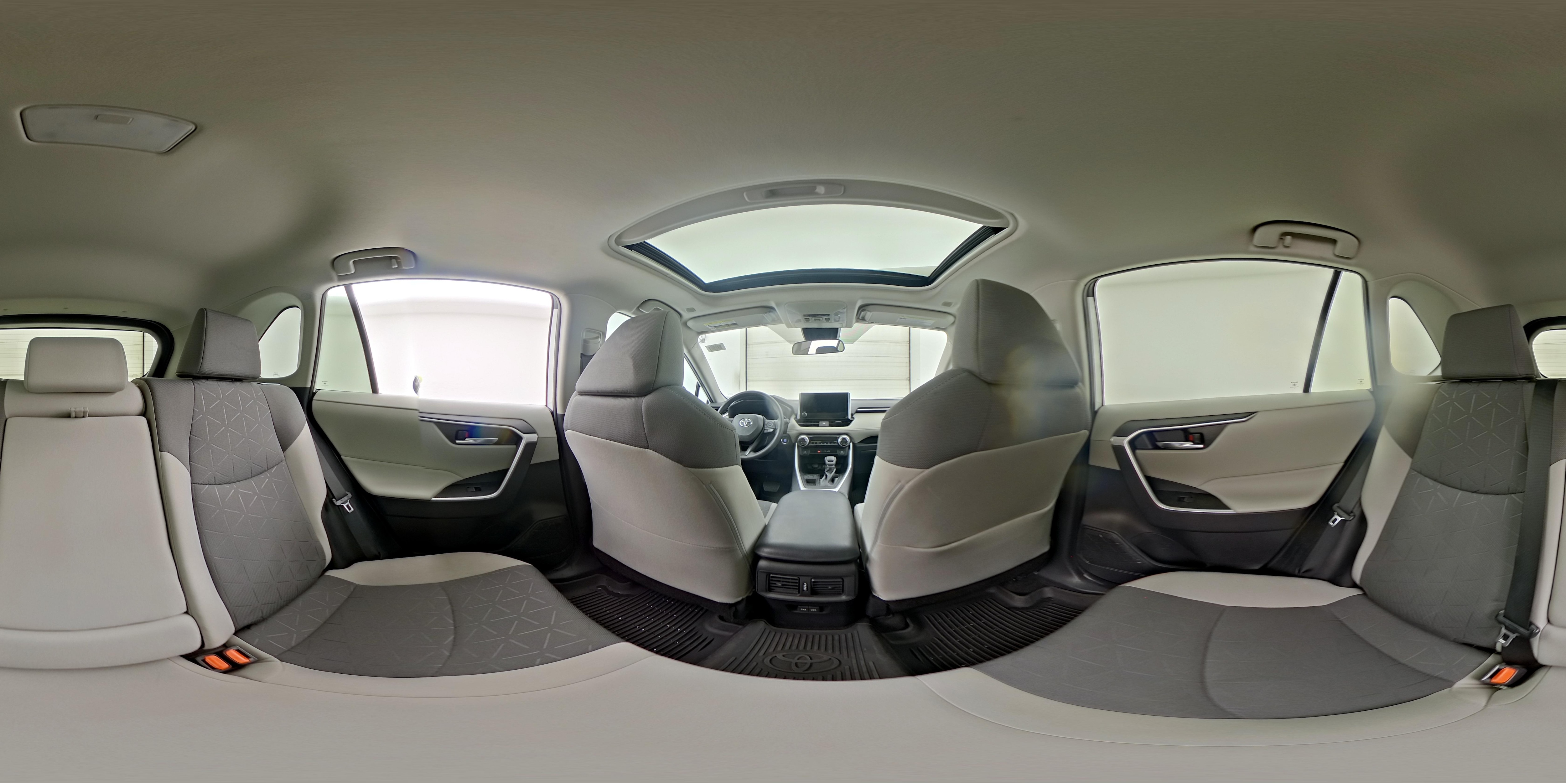 2023 Toyota RAV4 XLE - Photo 27