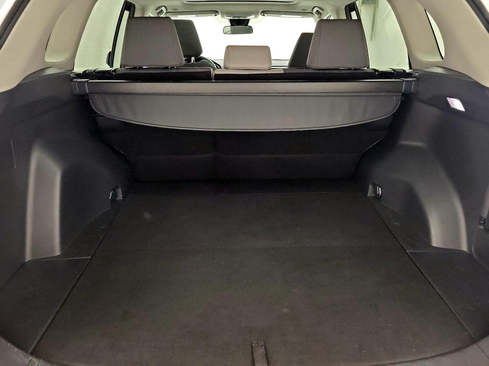 2023 Toyota RAV4 XLE - Photo 23