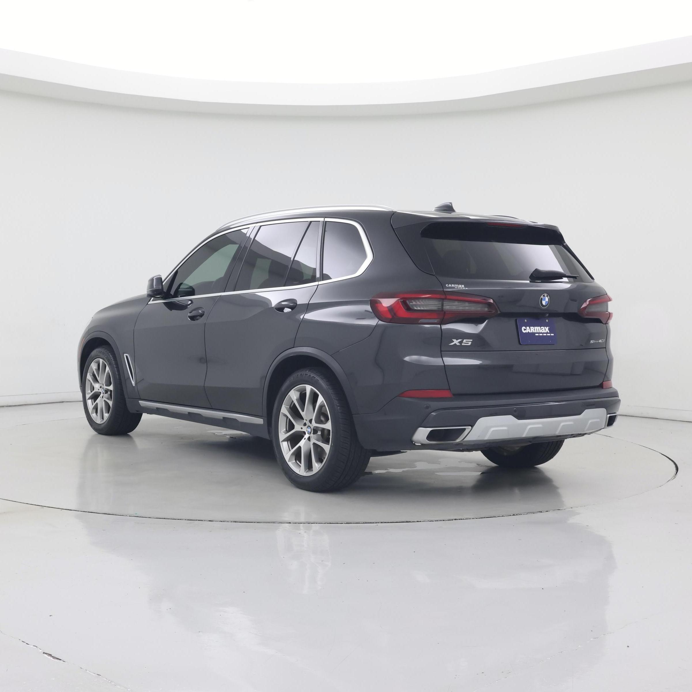 Thumbnail: 2021 BMW X5 - 2