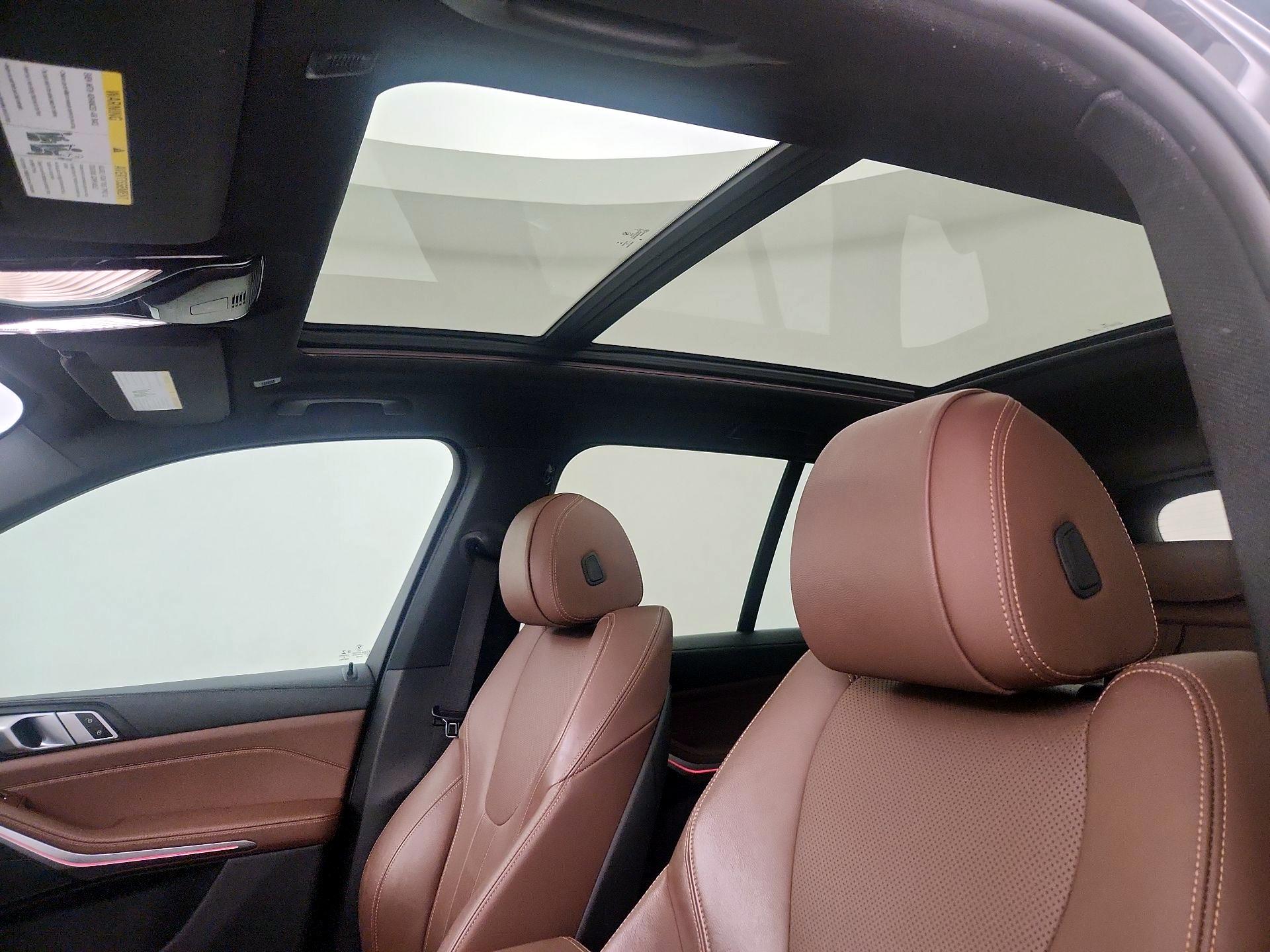 Thumbnail: 2021 BMW X5 - 20