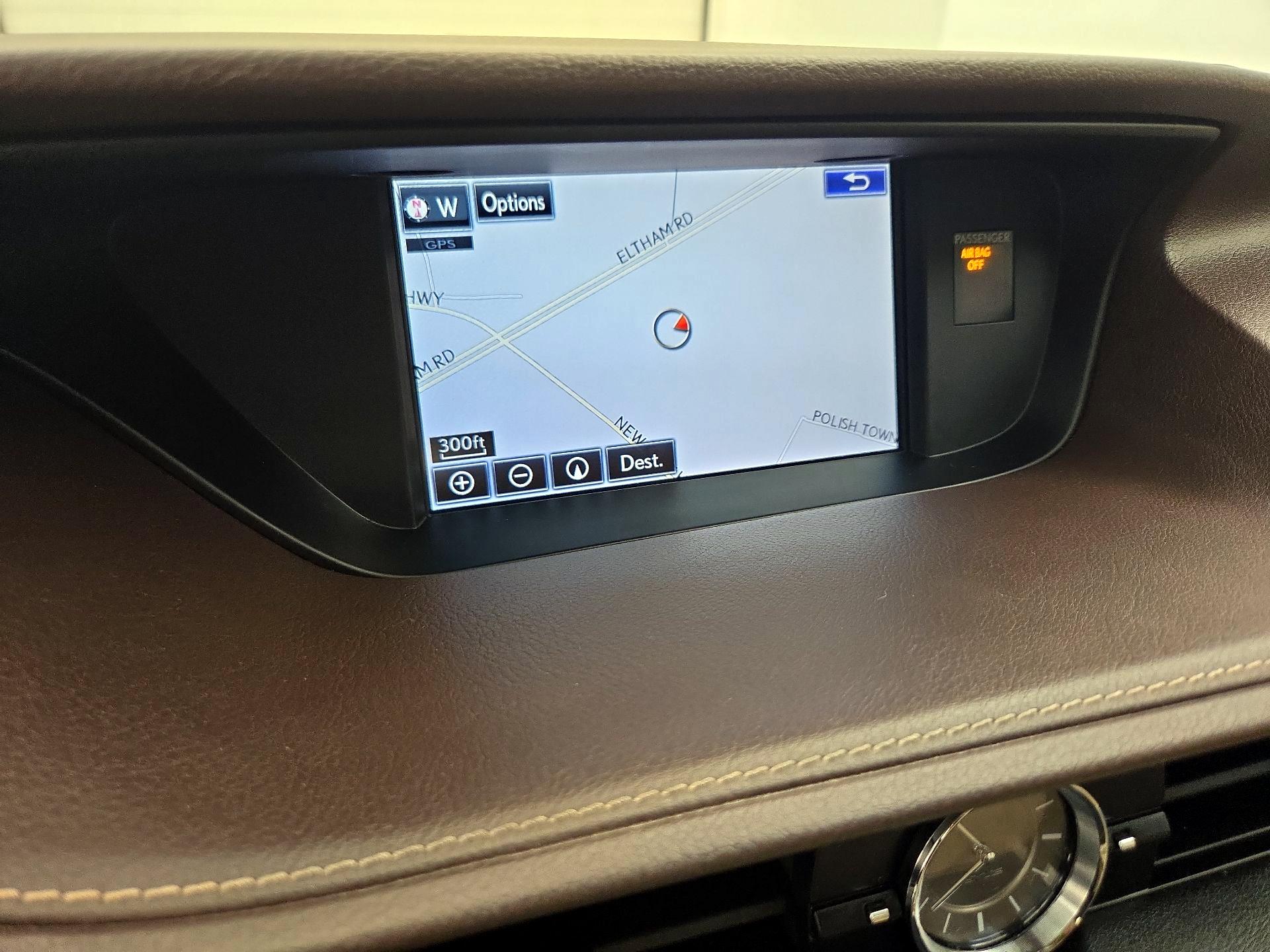 Thumbnail: 2016 Lexus ES - 14