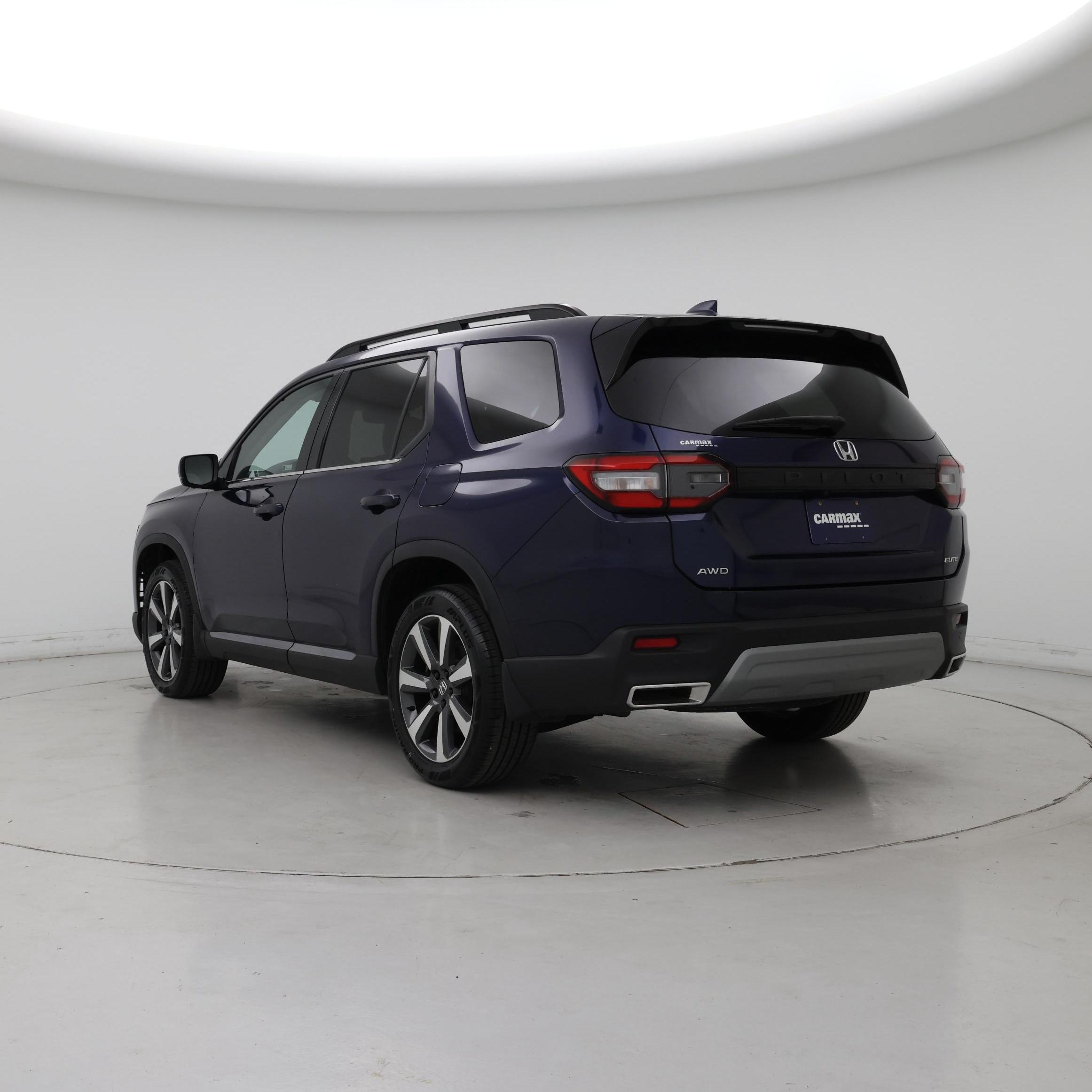 Thumbnail: 2023 Honda Pilot - 2
