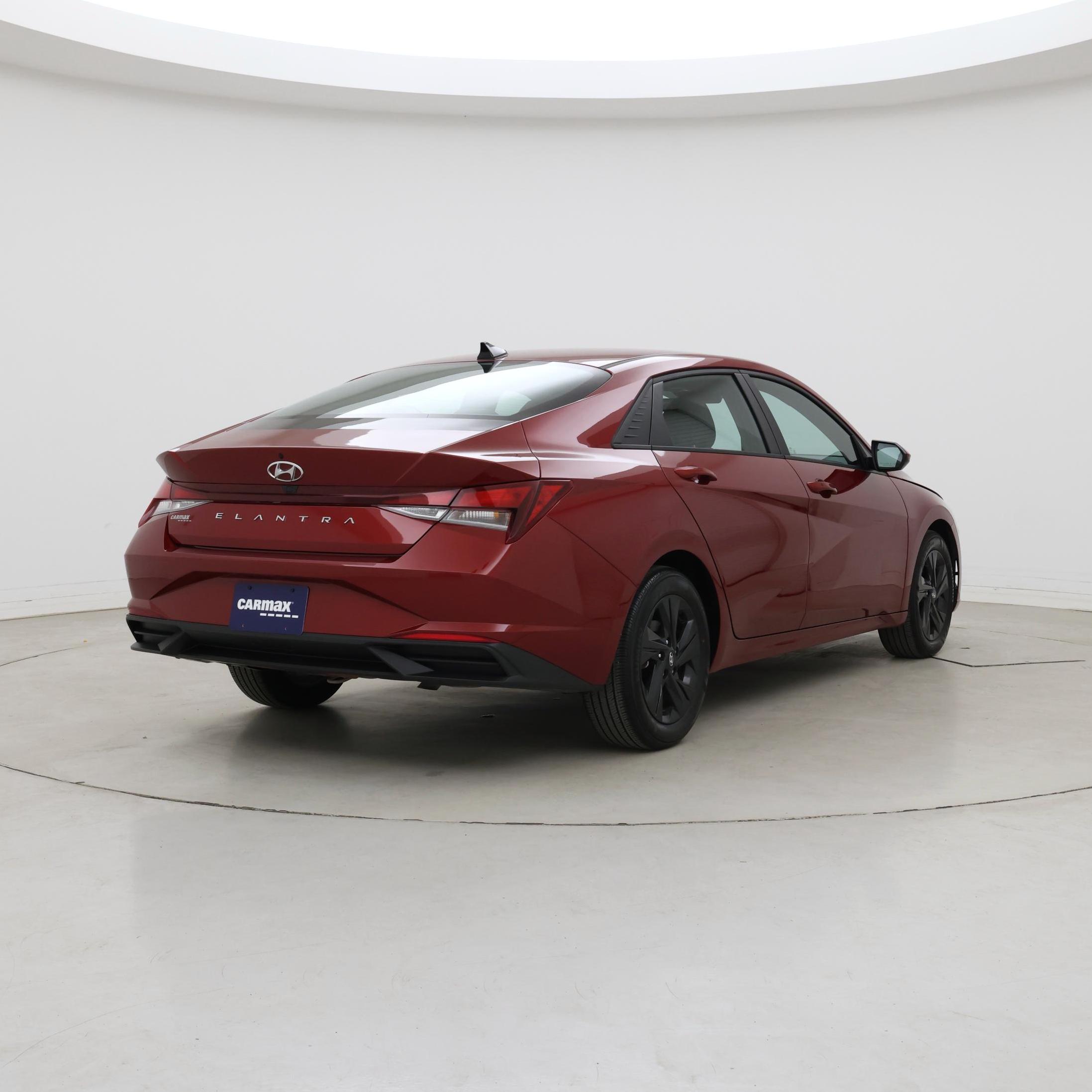 Thumbnail: 2023 Hyundai Elantra - 8