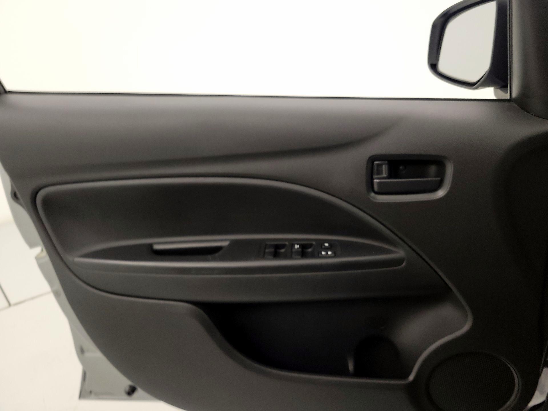 Thumbnail: 2021 Mitsubishi Mirage - 12