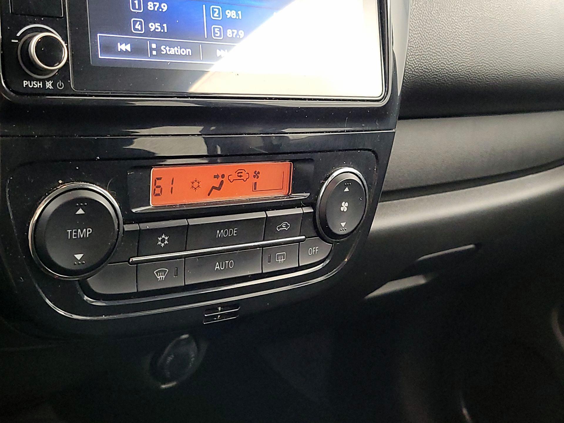 Thumbnail: 2021 Mitsubishi Mirage - 16