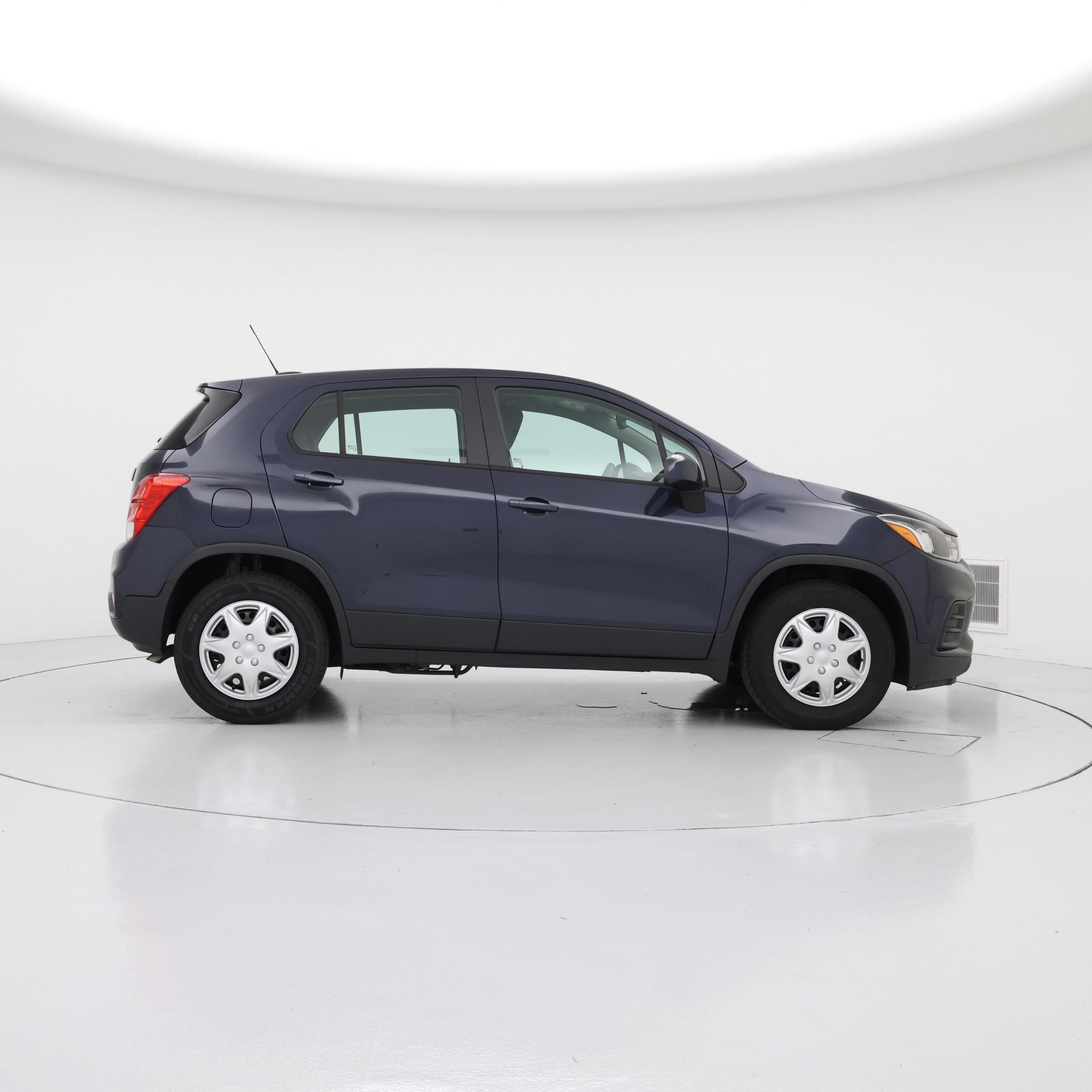 Thumbnail: 2018 Chevrolet Trax - 7