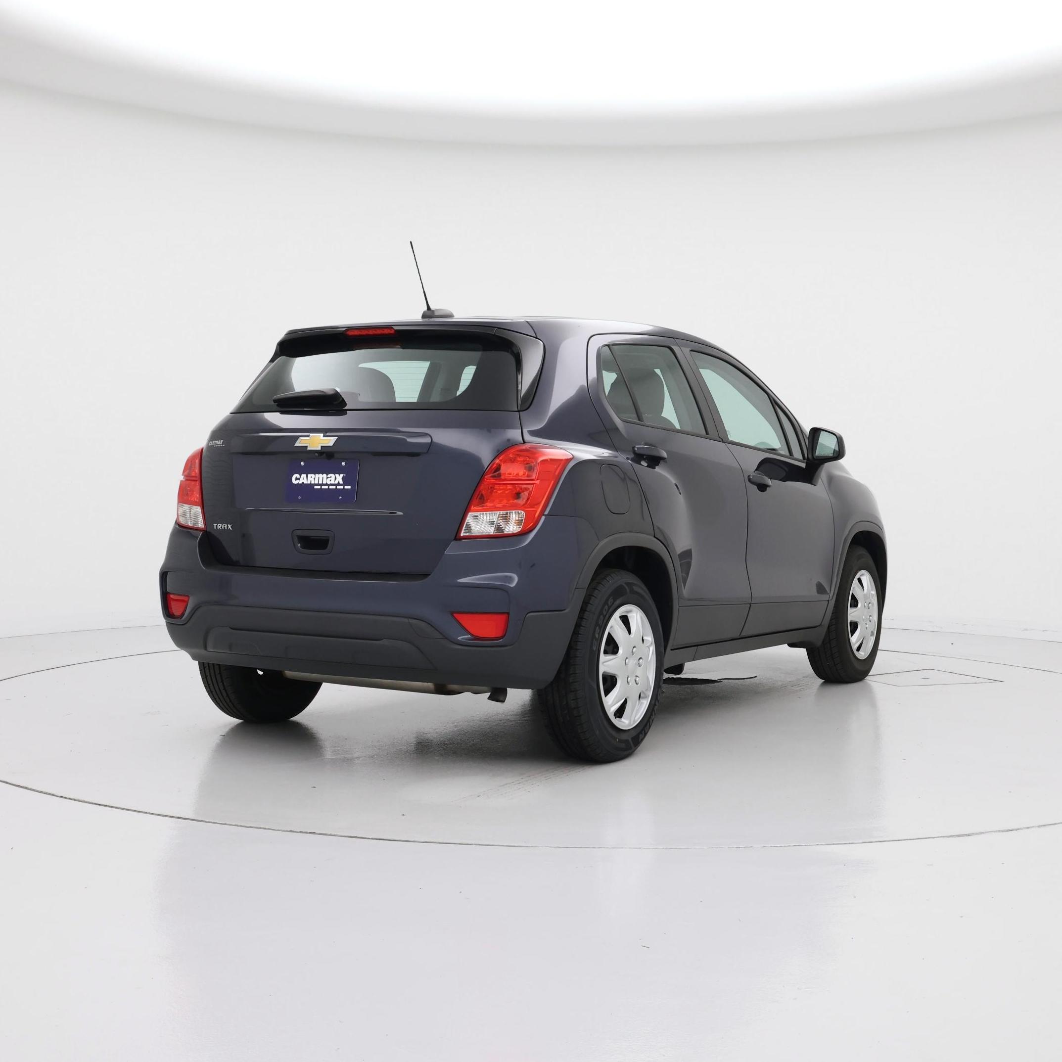 Thumbnail: 2018 Chevrolet Trax - 8