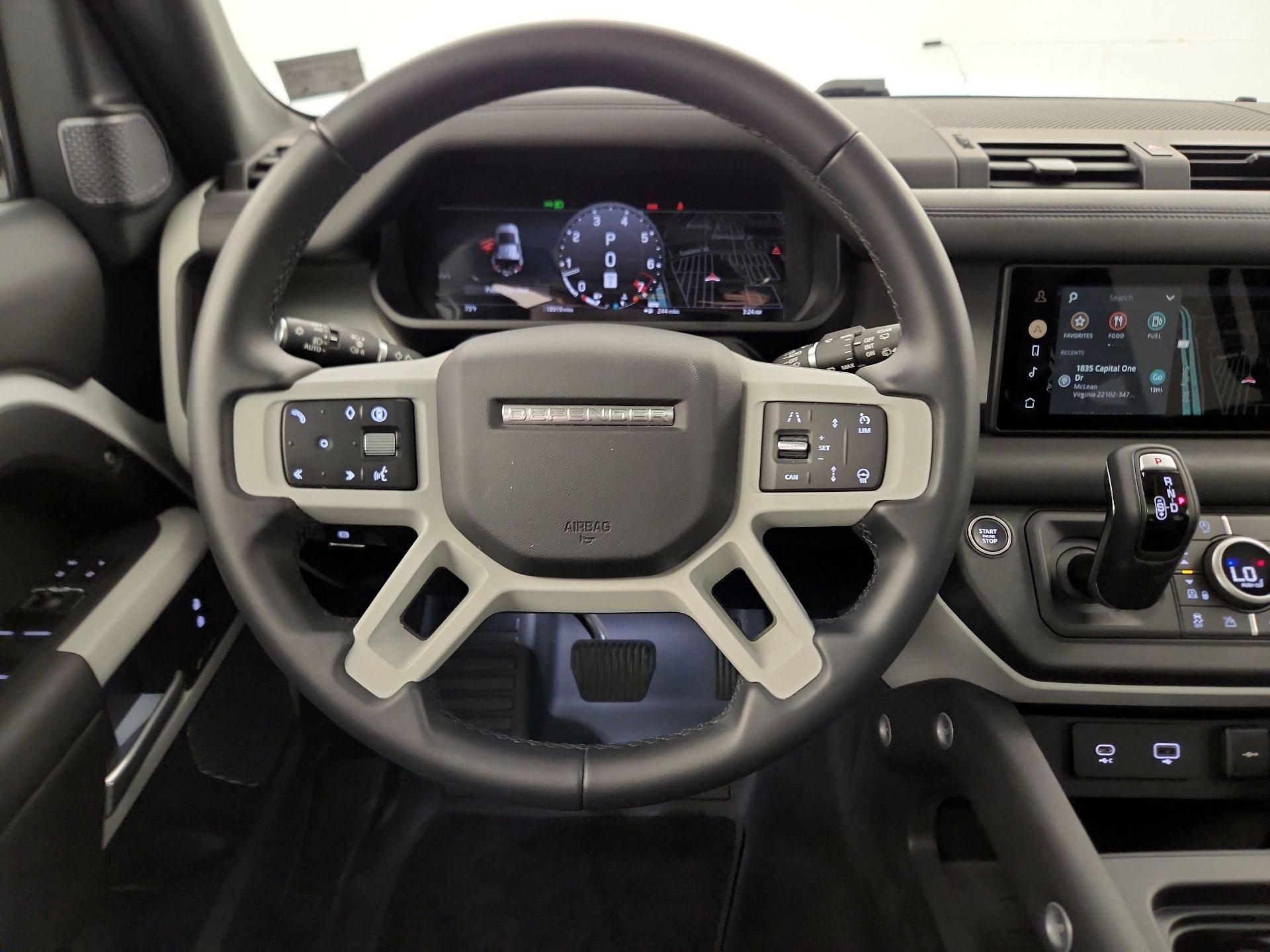 Thumbnail: 2024 Land Rover Defender - 10