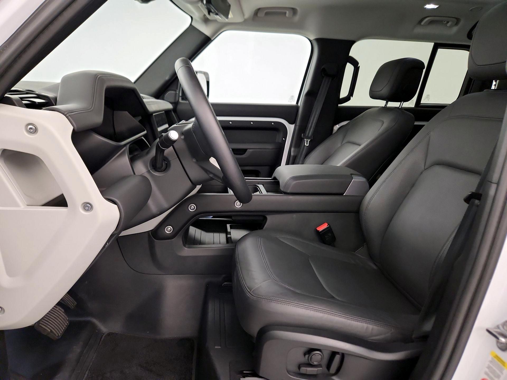 Thumbnail: 2024 Land Rover Defender - 11