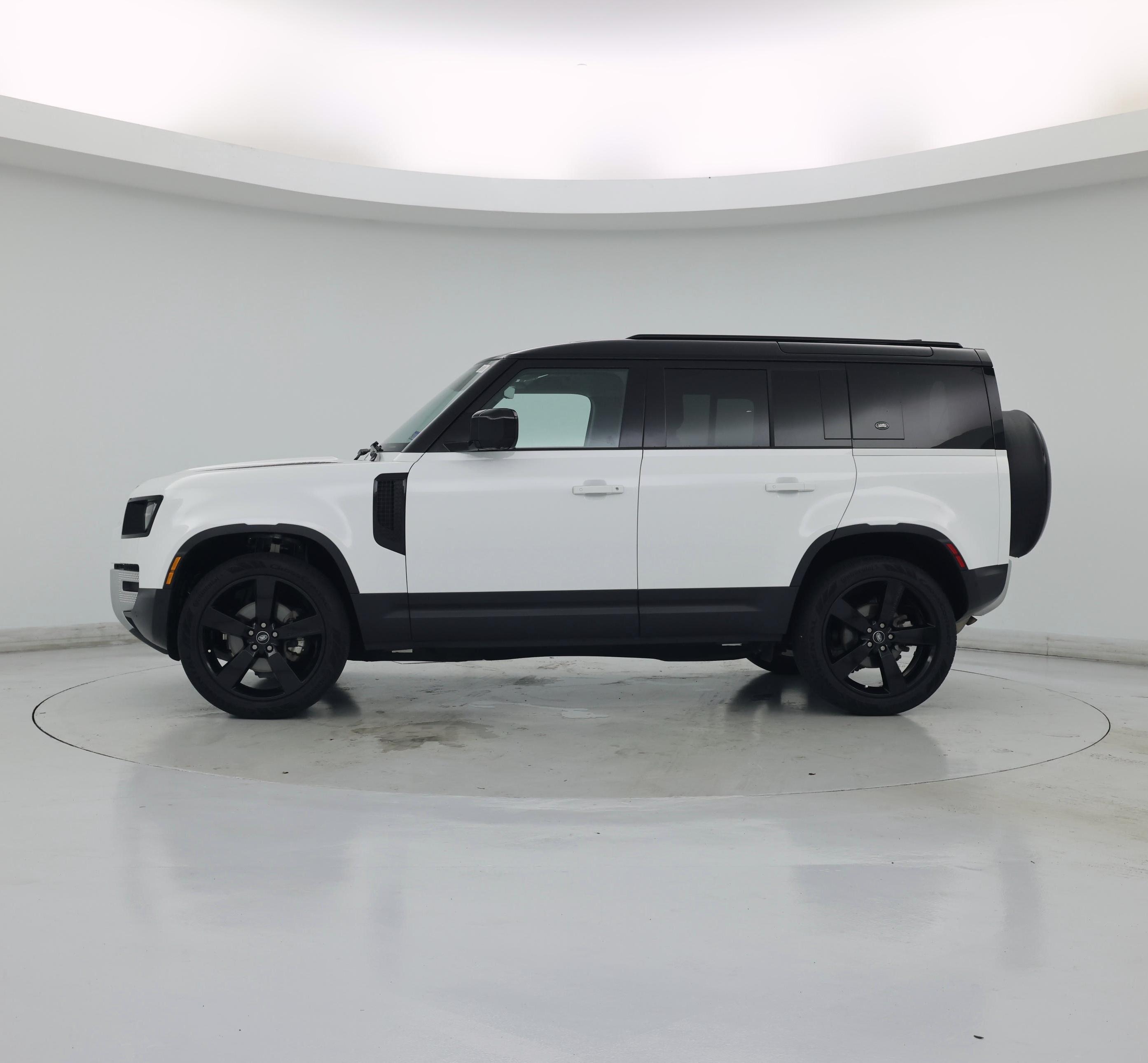 Thumbnail: 2024 Land Rover Defender - 3
