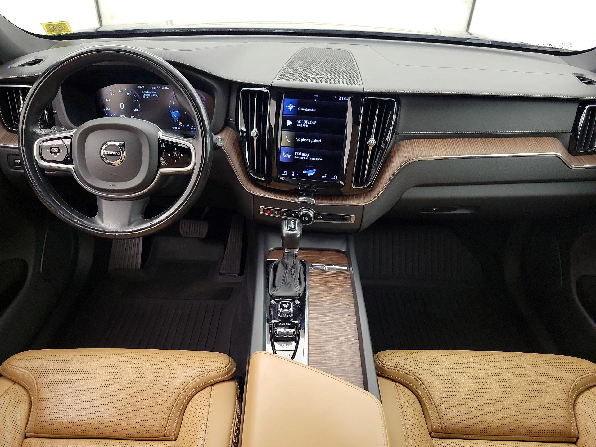 Thumbnail: 2021 Volvo XC60 - 9
