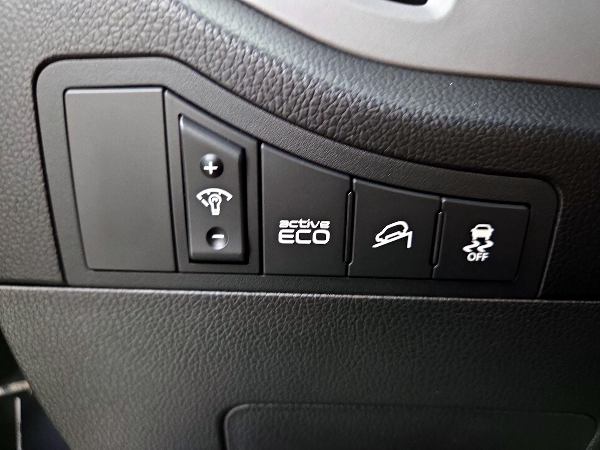 Thumbnail: 2016 Kia Sportage - 13