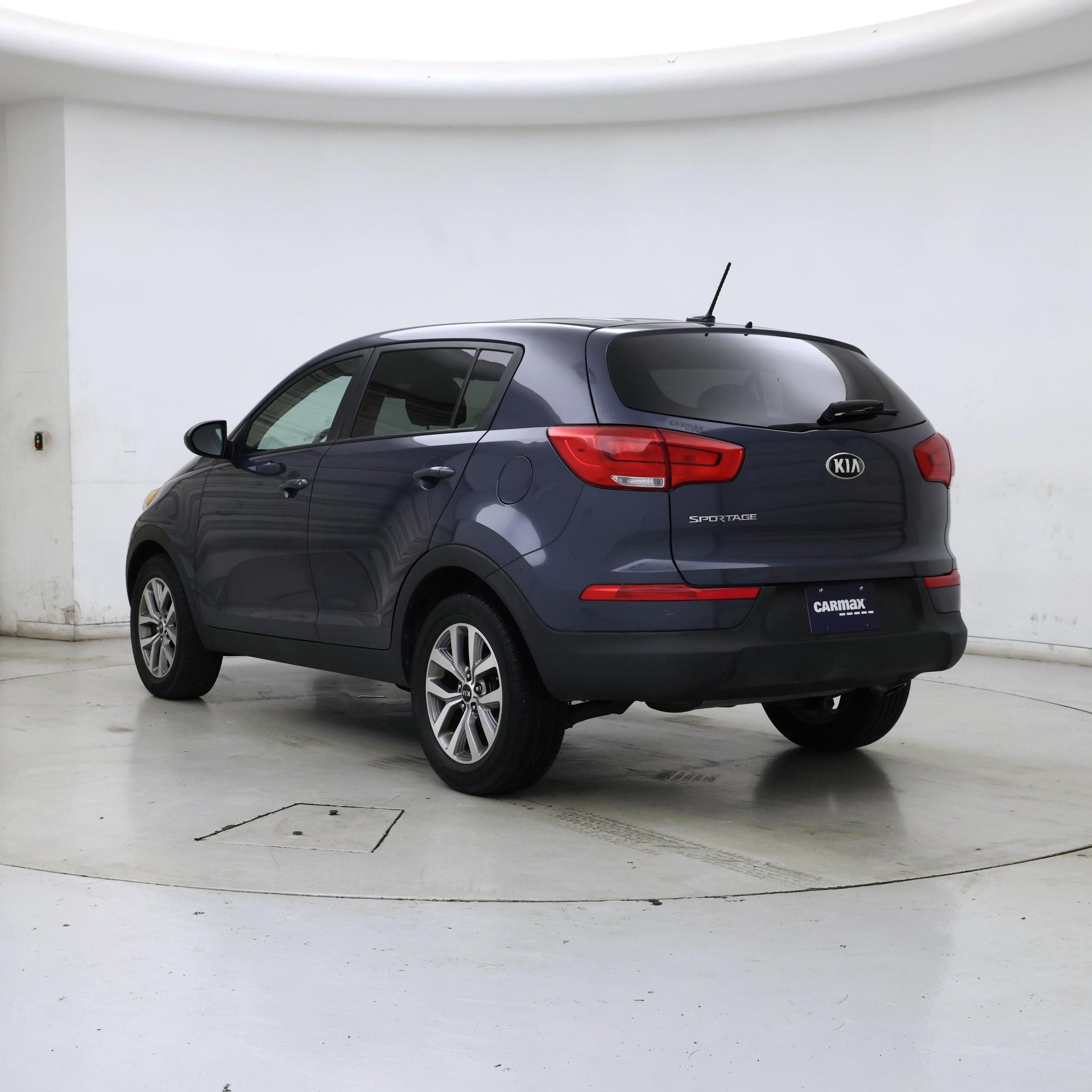 Thumbnail: 2016 Kia Sportage - 2