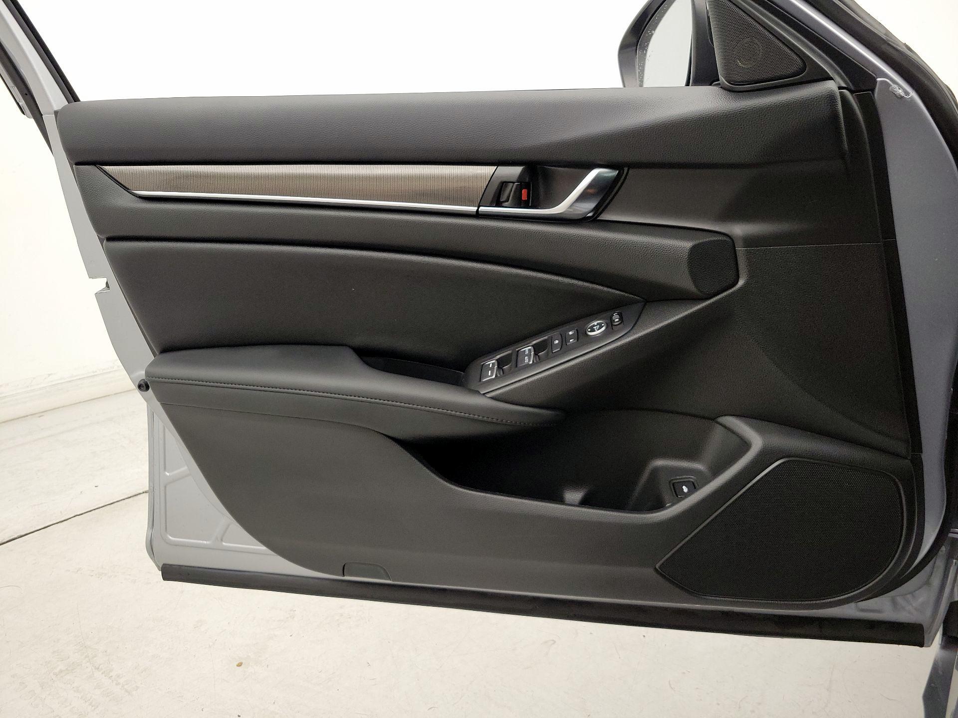 Thumbnail: 2022 Honda Accord - 12