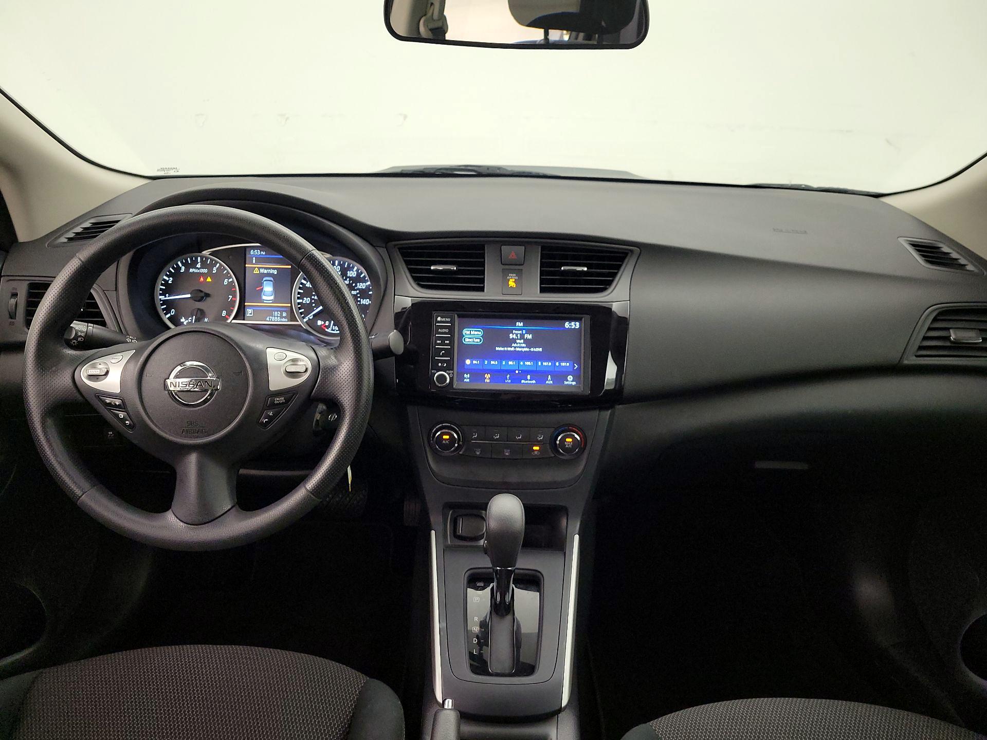 Thumbnail: 2019 Nissan Sentra - 9