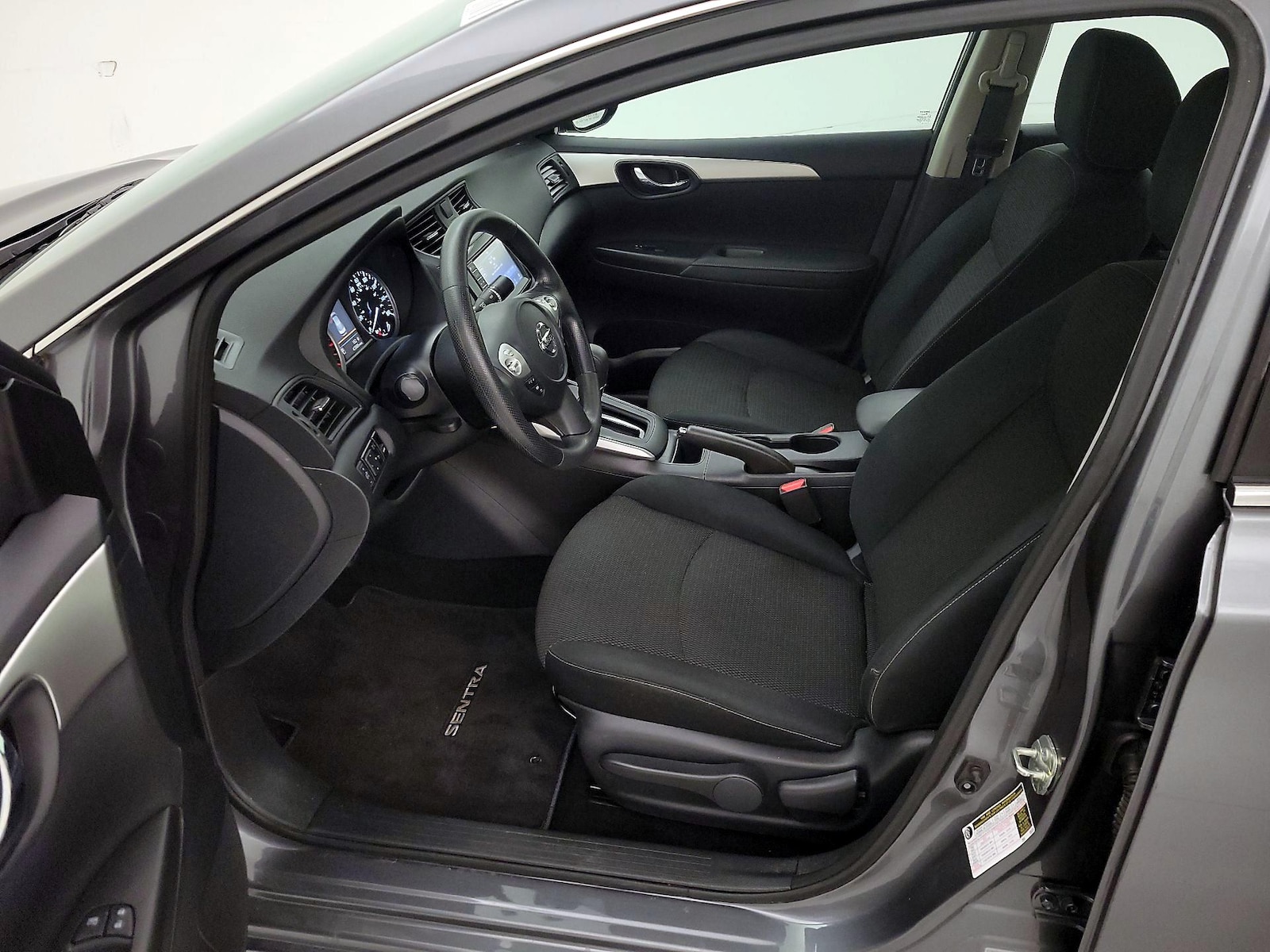 2019 Nissan Sentra S - Photo 12