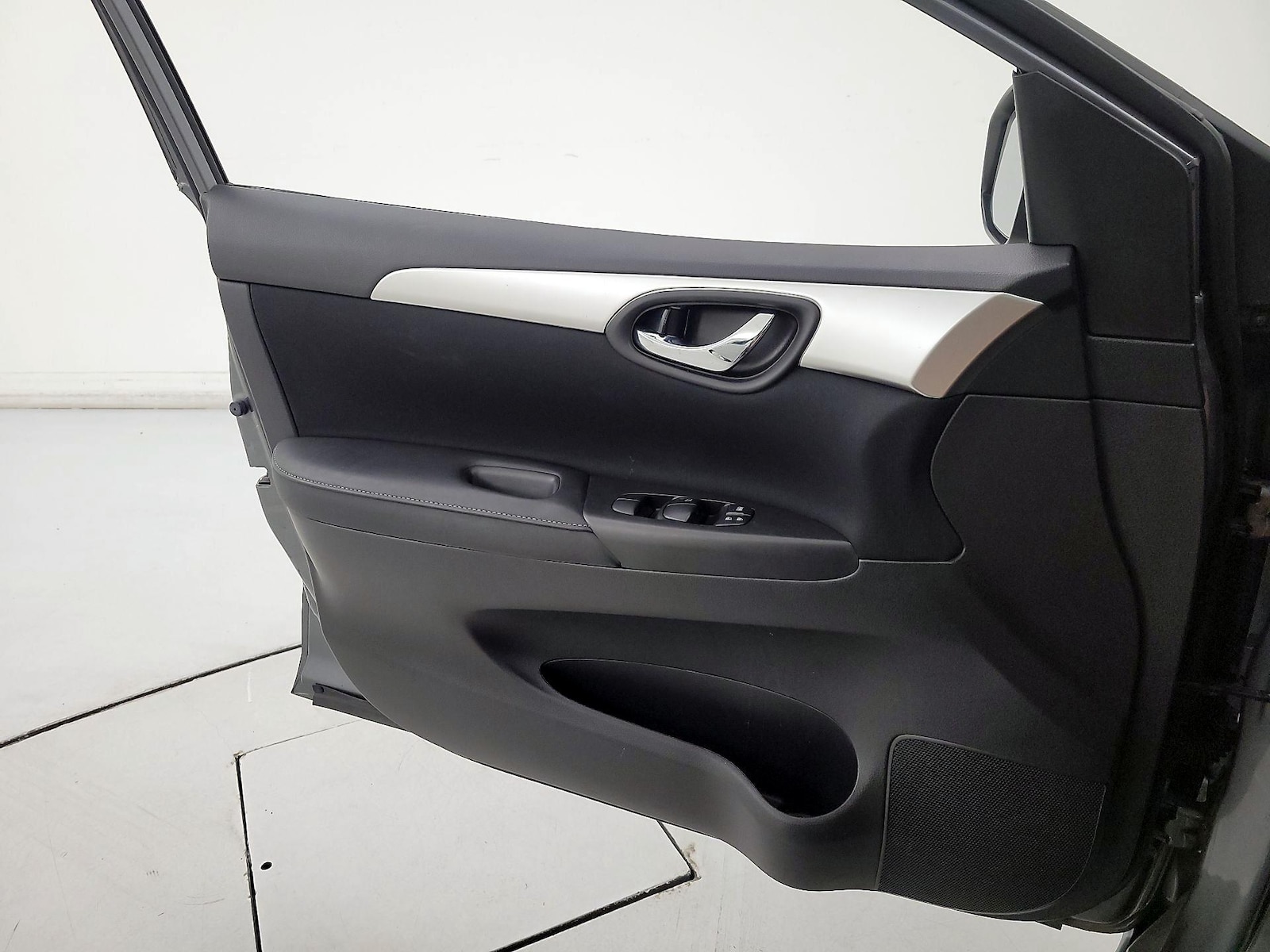 2019 Nissan Sentra S - Photo 13
